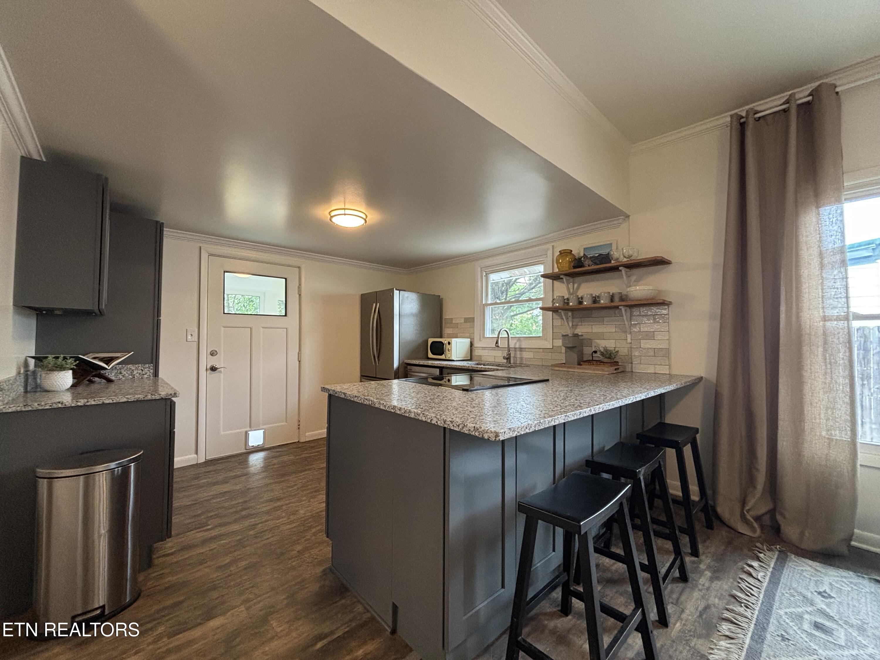 1724 Minnis Ave, Knoxville, TN - Fort Loudoun and Tellico Lake Real Estate - Image# 3