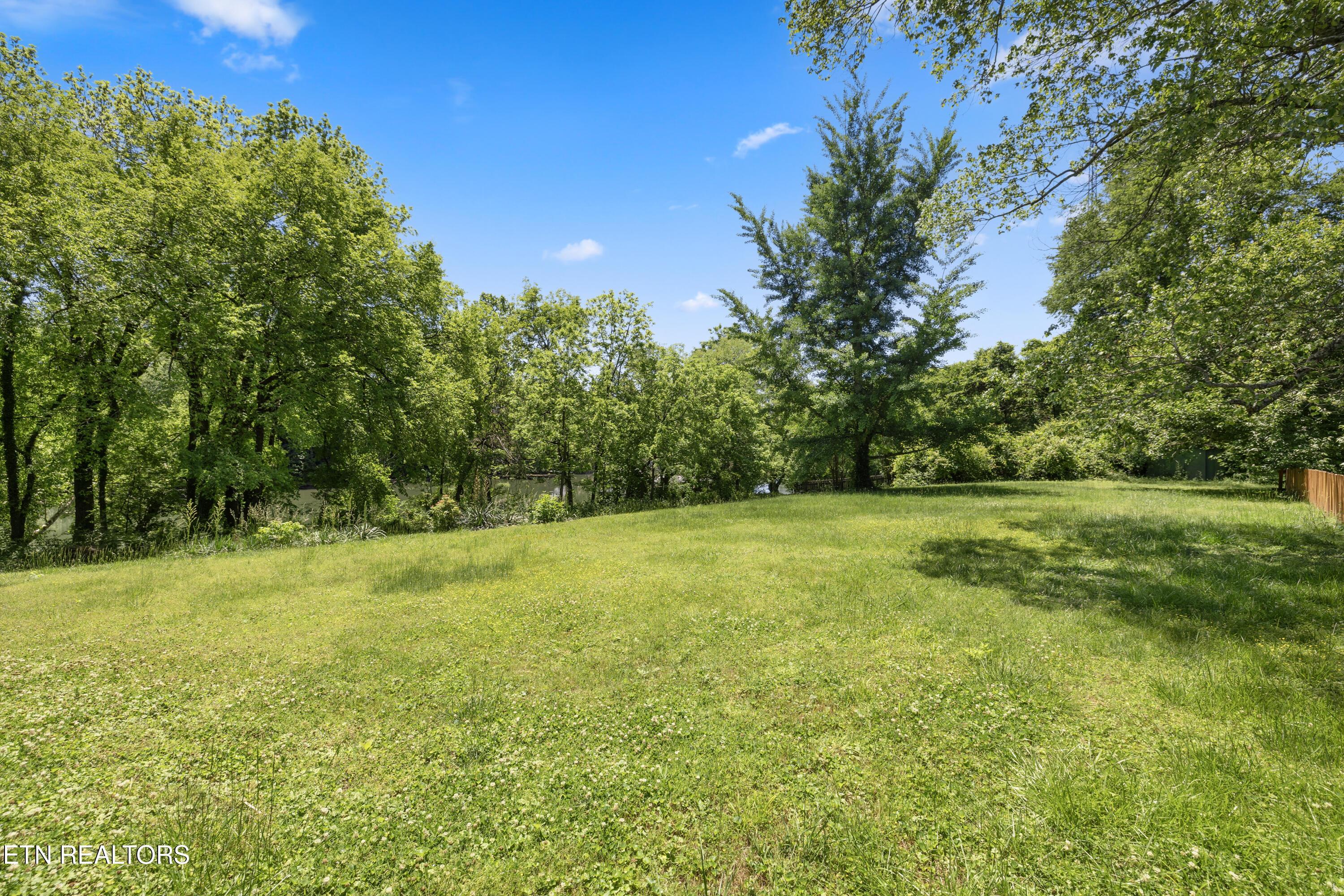 5800 Holston Hills Rd, Knoxville, TN - Fort Loudoun and Tellico Lake Real Estate - Image# 10
