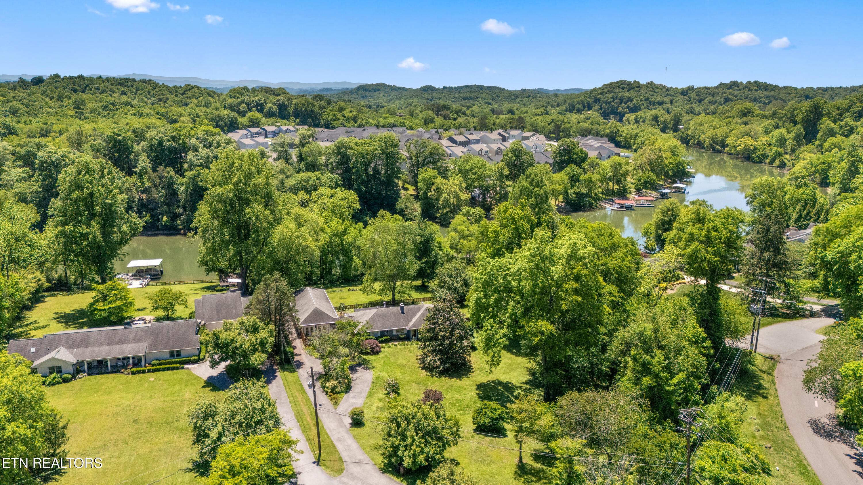 5800 Holston Hills Rd, Knoxville, TN - Fort Loudoun and Tellico Lake Real Estate - Image# 20