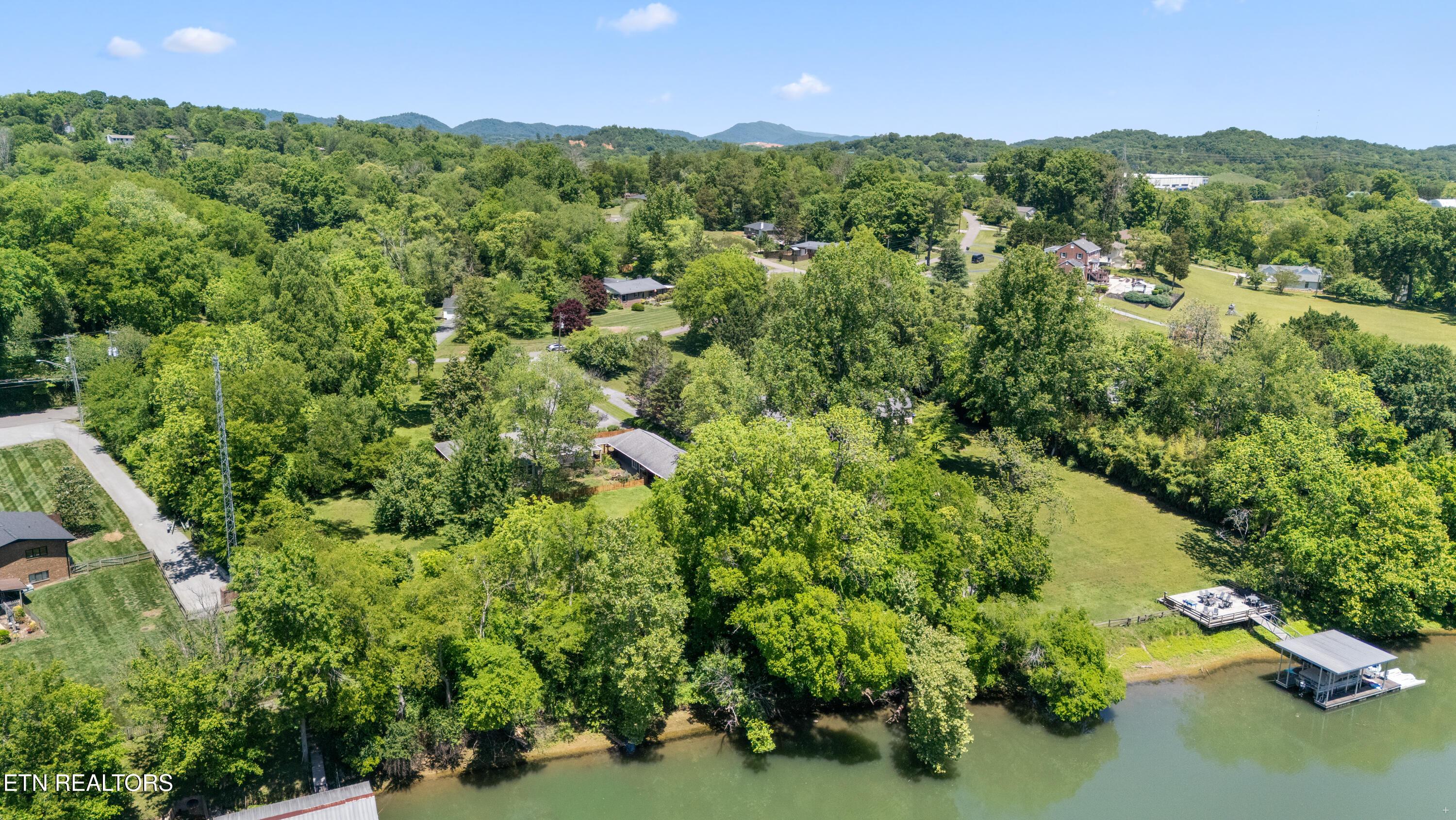 5800 Holston Hills Rd, Knoxville, TN - Fort Loudoun and Tellico Lake Real Estate - Image# 22