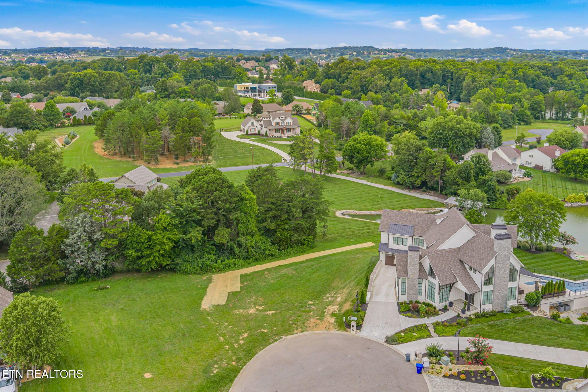 1607 Yachtsman Way, Knoxville, TN - Fort Loudoun and Tellico Lake Real Estate - Image# 10