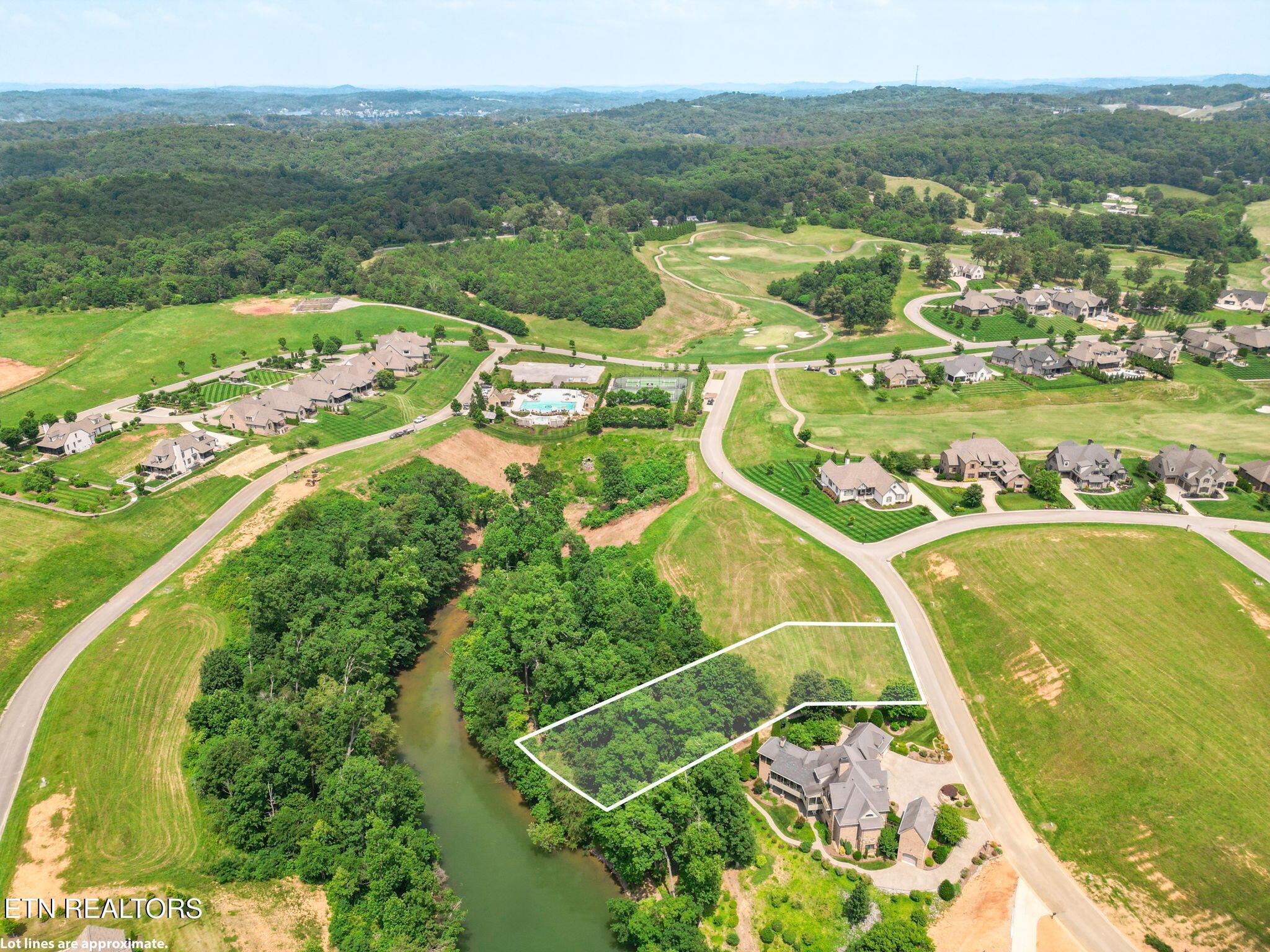 846 Taffrail Drive, Lenoir City, TN - Fort Loudoun and Tellico Lake Real Estate - Image# 8