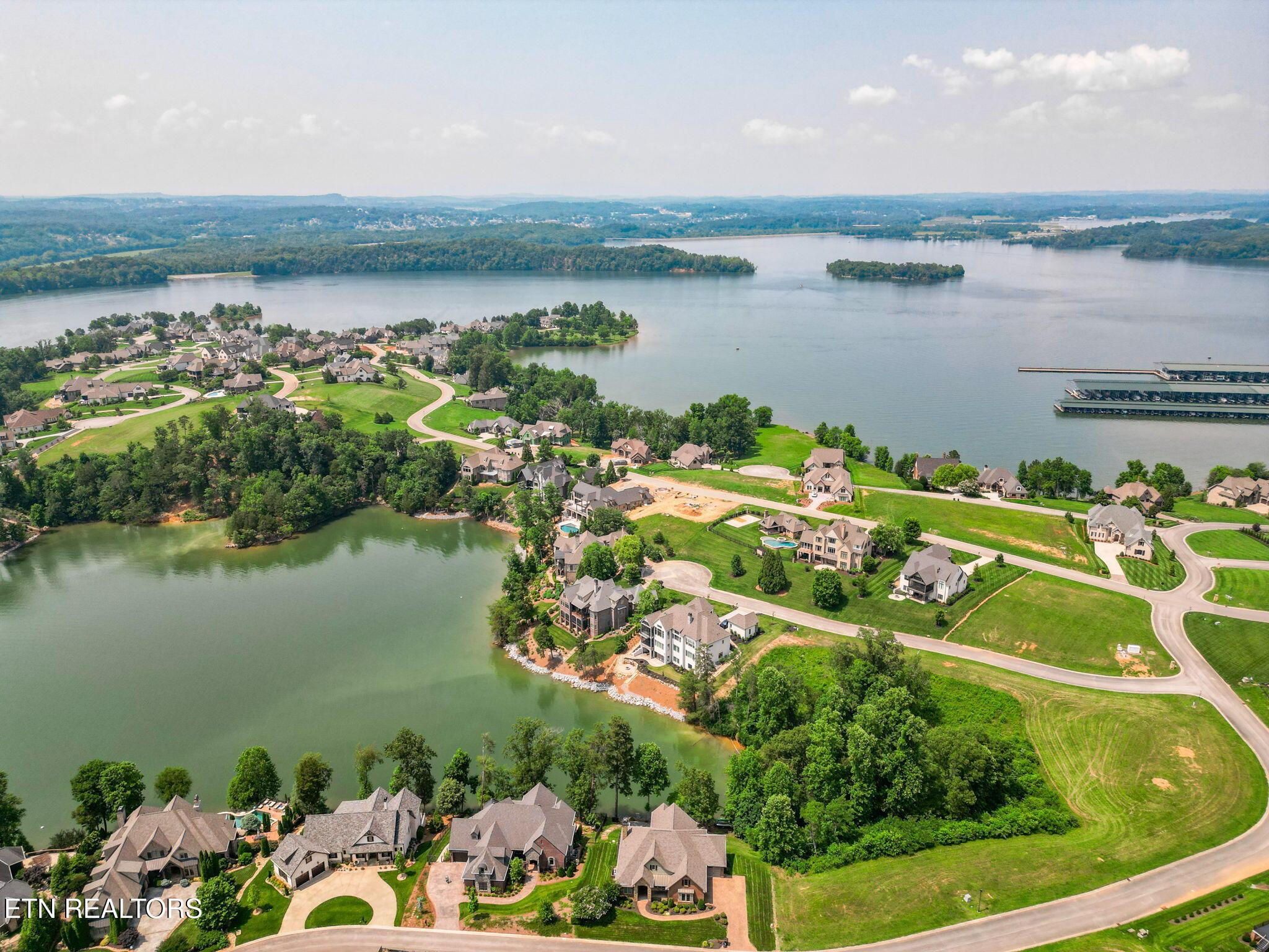 377 Beacon Court, Lenoir City, TN - Fort Loudoun and Tellico Lake Real Estate - Image# 7