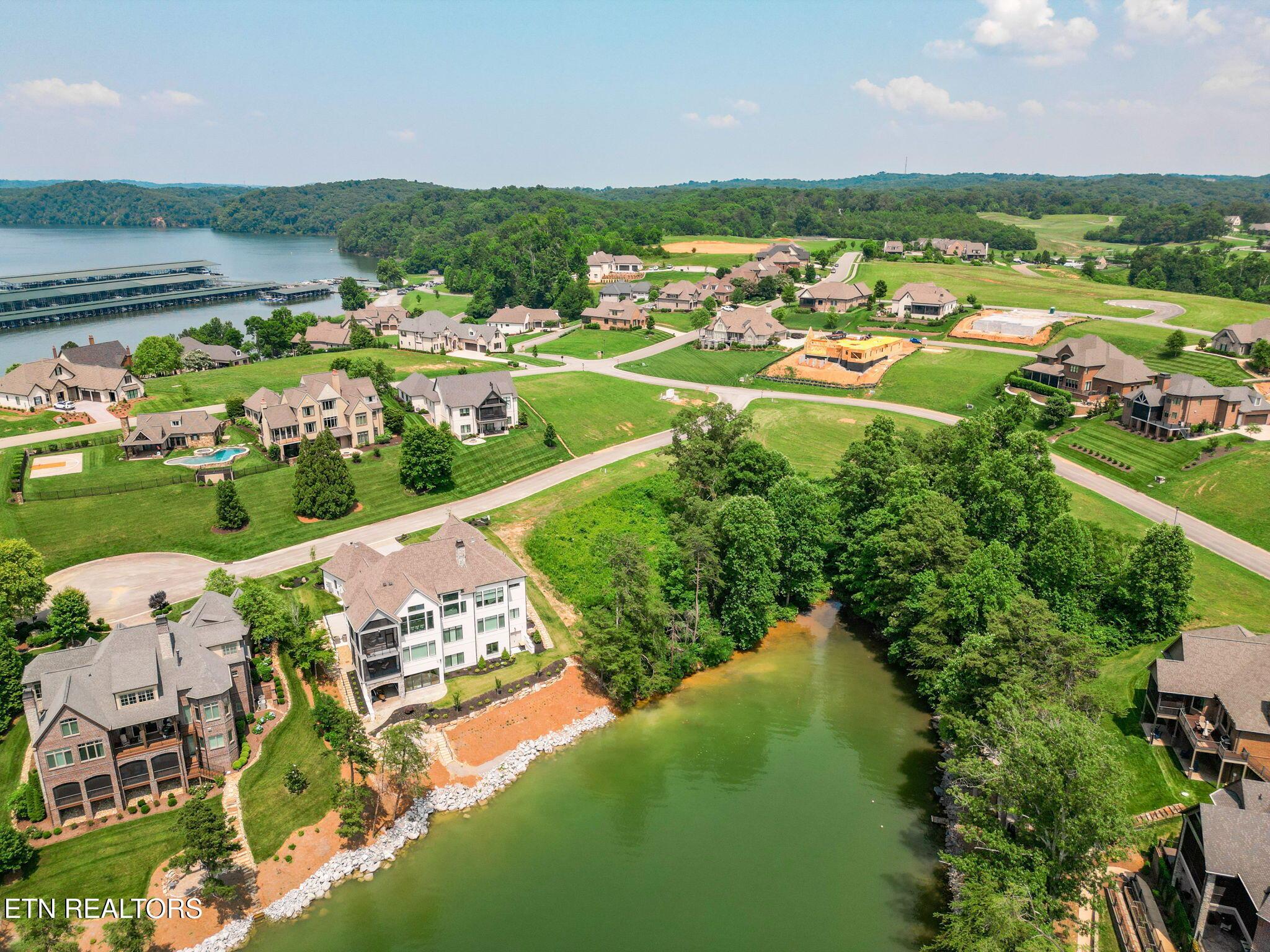 377 Beacon Court, Lenoir City, TN - Fort Loudoun and Tellico Lake Real Estate - Image# 10