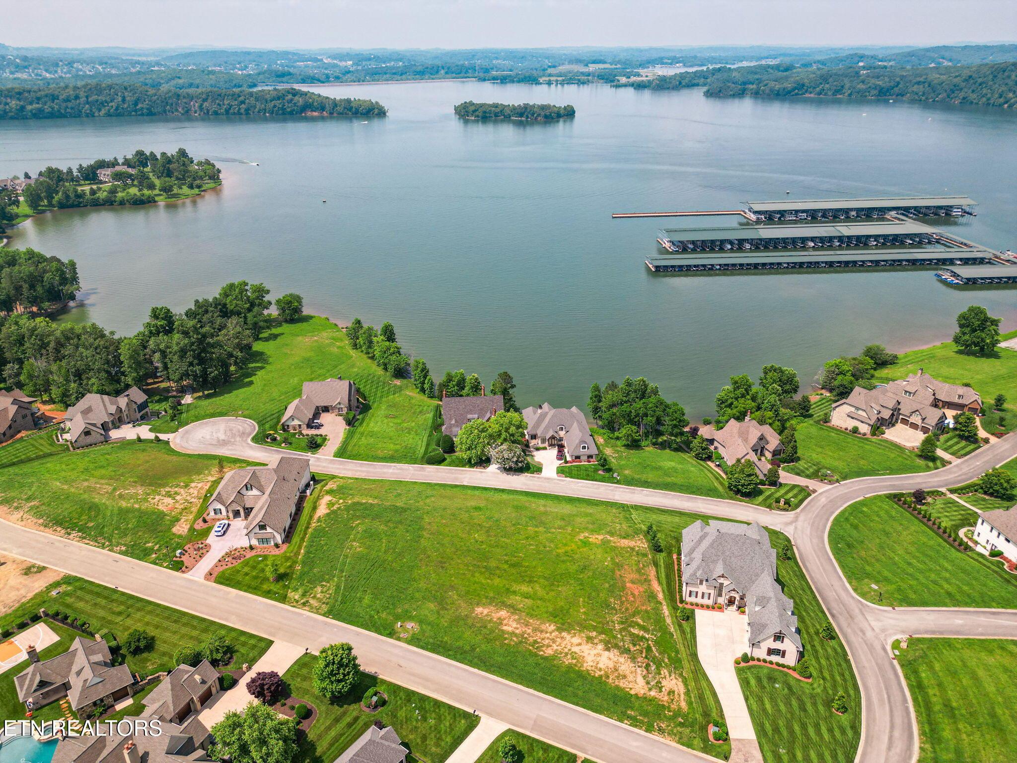 379 Cypress Pointe Drive, Lenoir City, TN - Fort Loudoun and Tellico Lake Real Estate - Image# 3