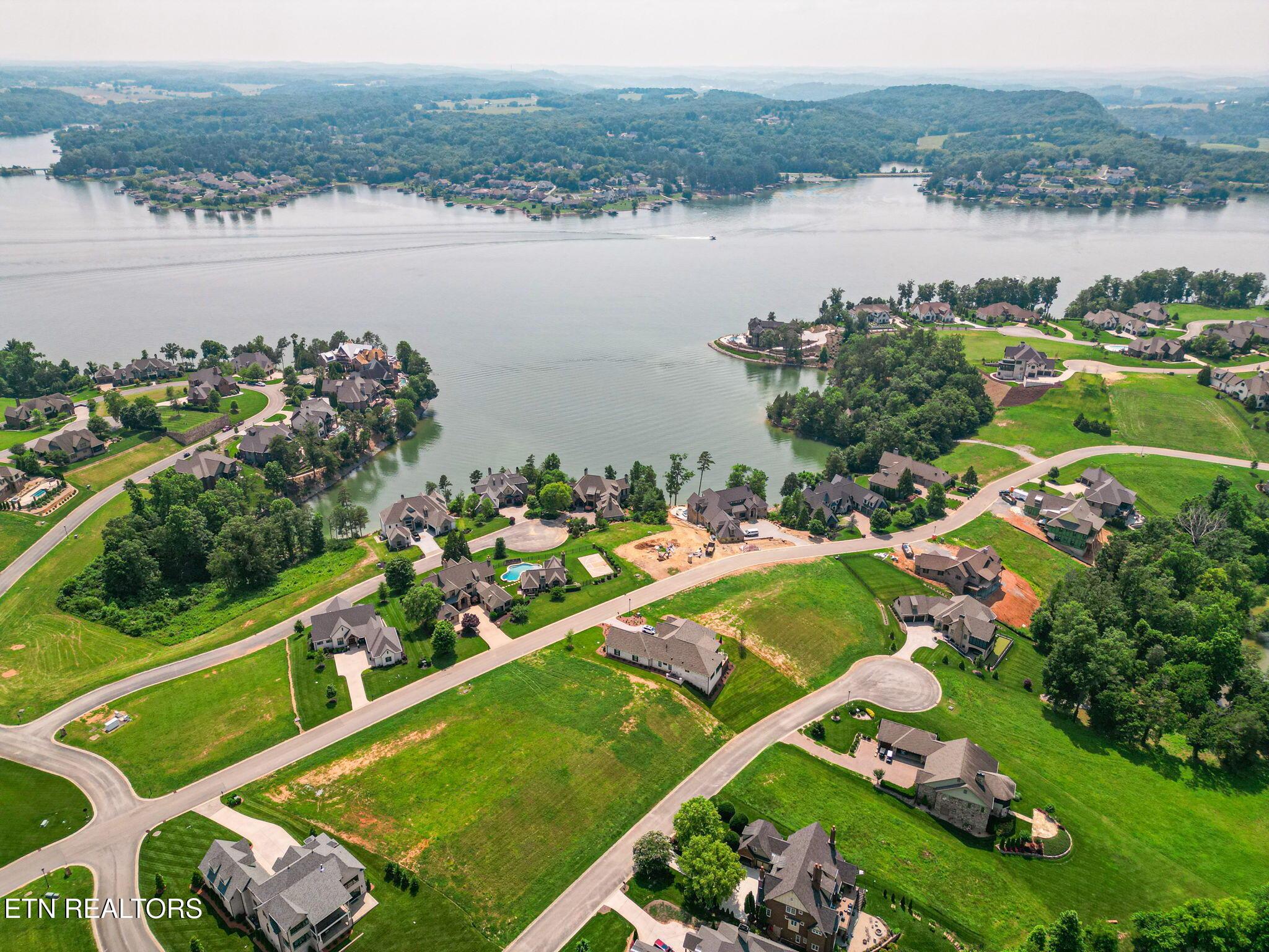 379 Cypress Pointe Drive, Lenoir City, TN - Fort Loudoun and Tellico Lake Real Estate - Image# 7