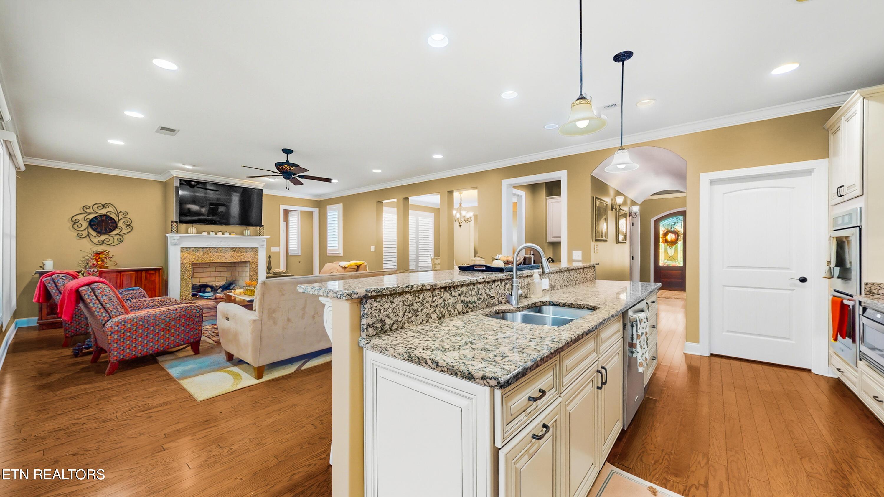 3713 Edgewater Way, Louisville, TN - Fort Loudoun and Tellico Lake Real Estate - Image# 15