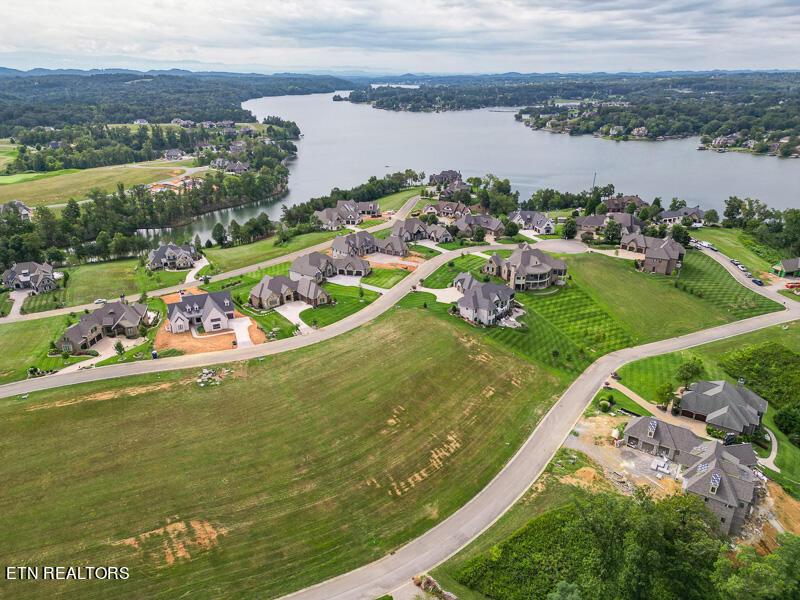 470 Commodore Drive, Lenoir City, TN - Fort Loudoun and Tellico Lake Real Estate - Image# 5
