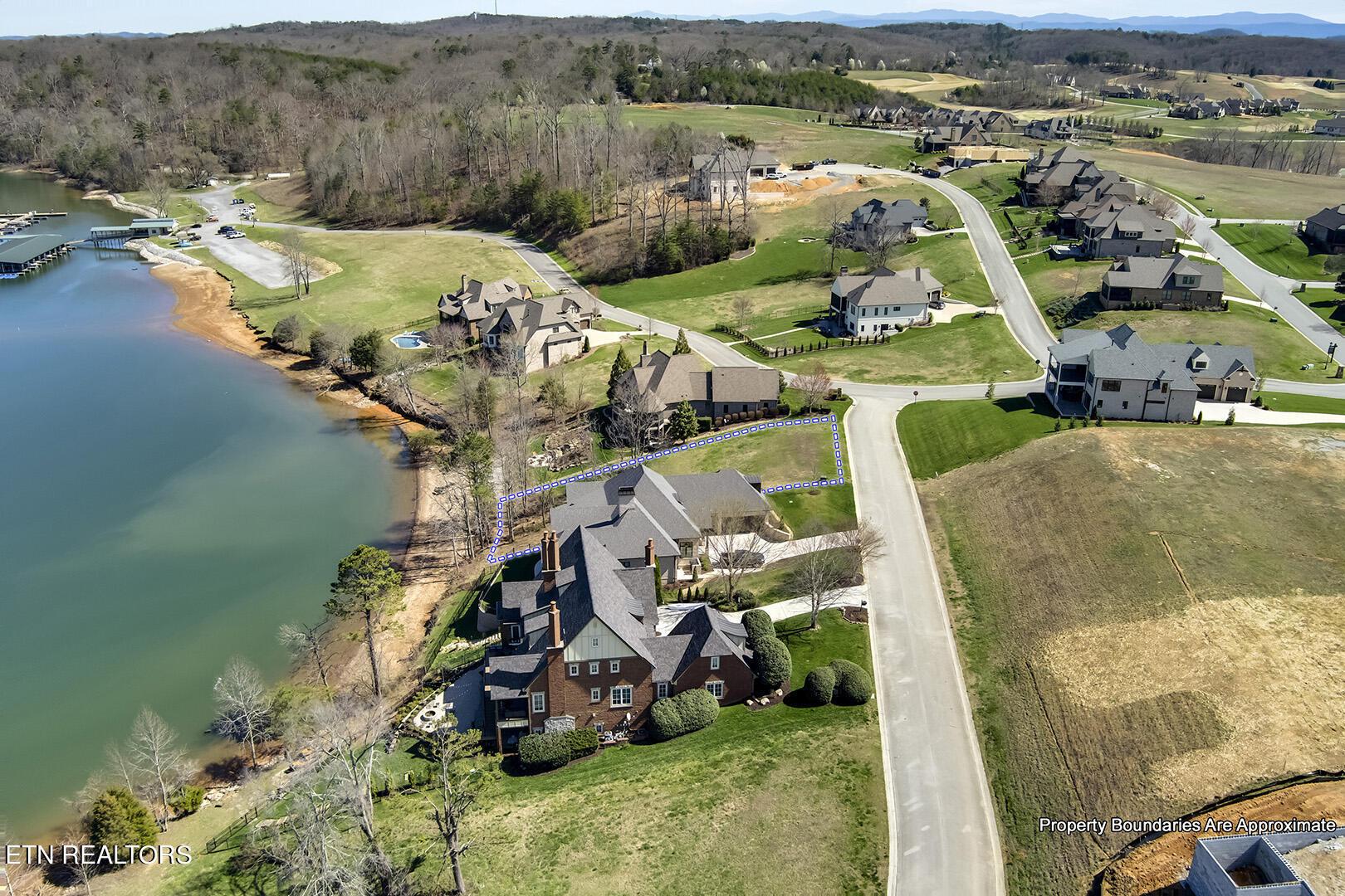 204 Cypress Pointe Drive, Lenoir City, TN - Fort Loudoun and Tellico Lake Real Estate - Image# 10