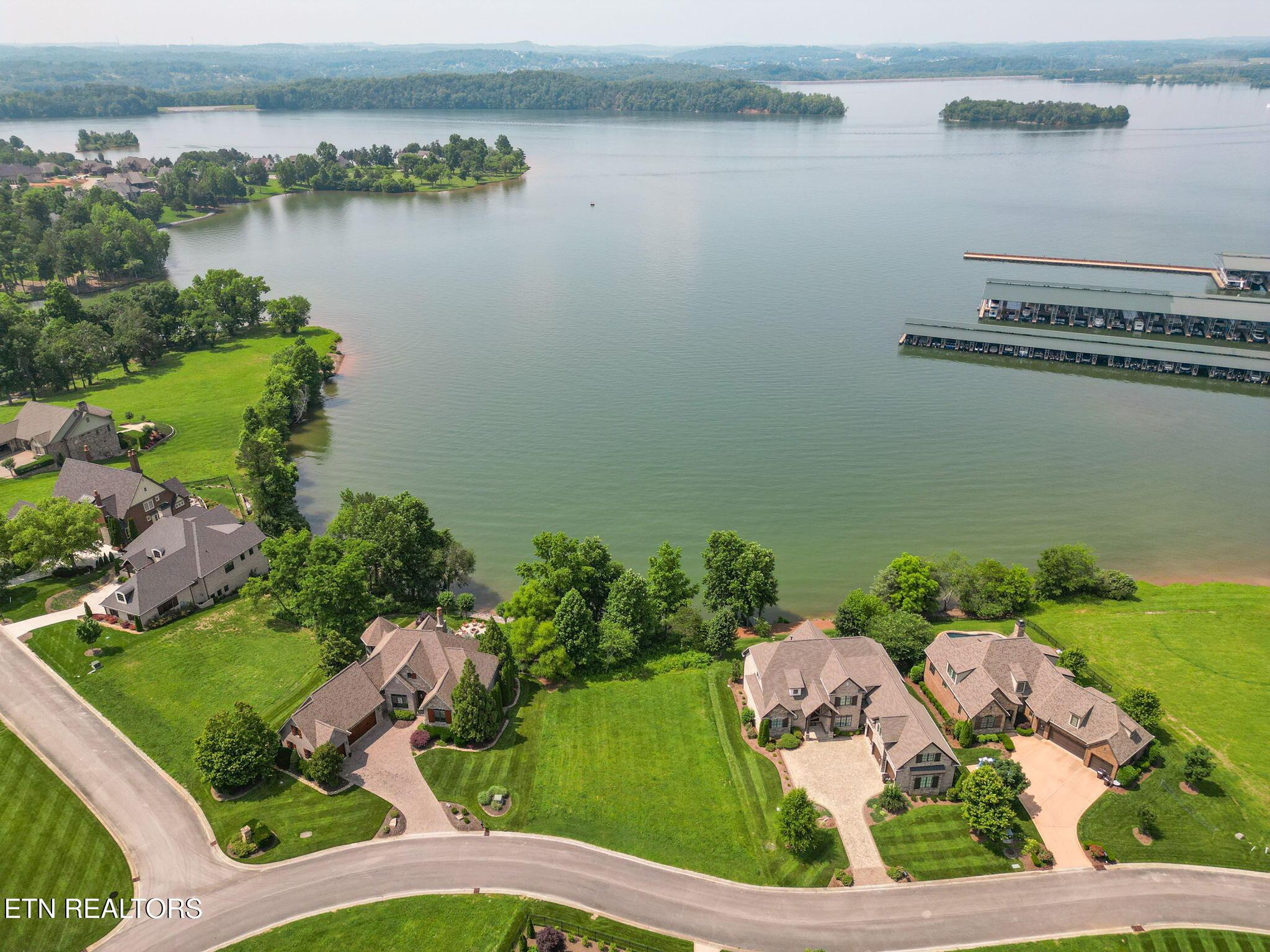 1376 Marina Way, Lenoir City, TN - Fort Loudoun and Tellico Lake Real Estate - Image# 3