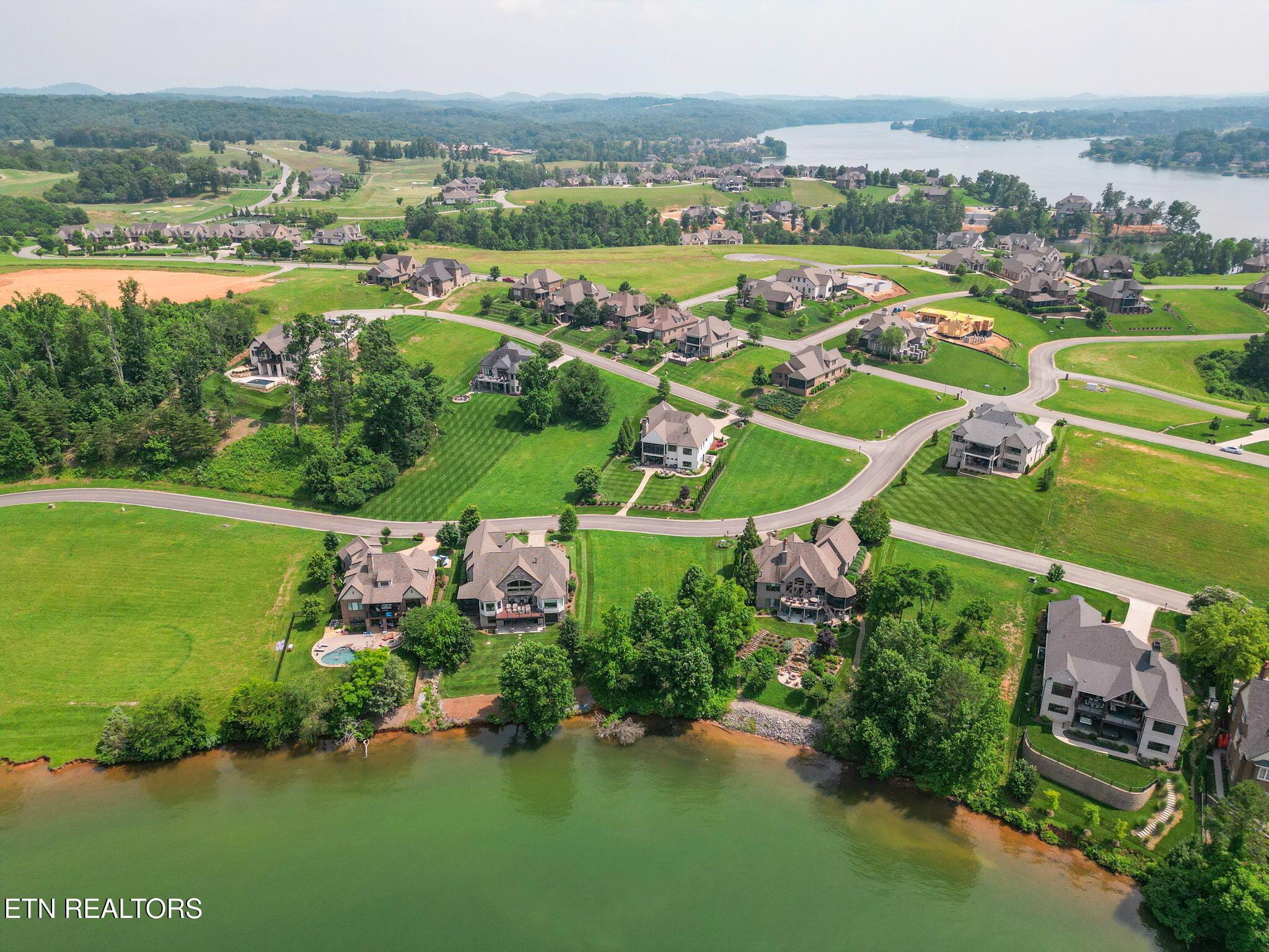 1376 Marina Way, Lenoir City, TN - Fort Loudoun and Tellico Lake Real Estate - Image# 6