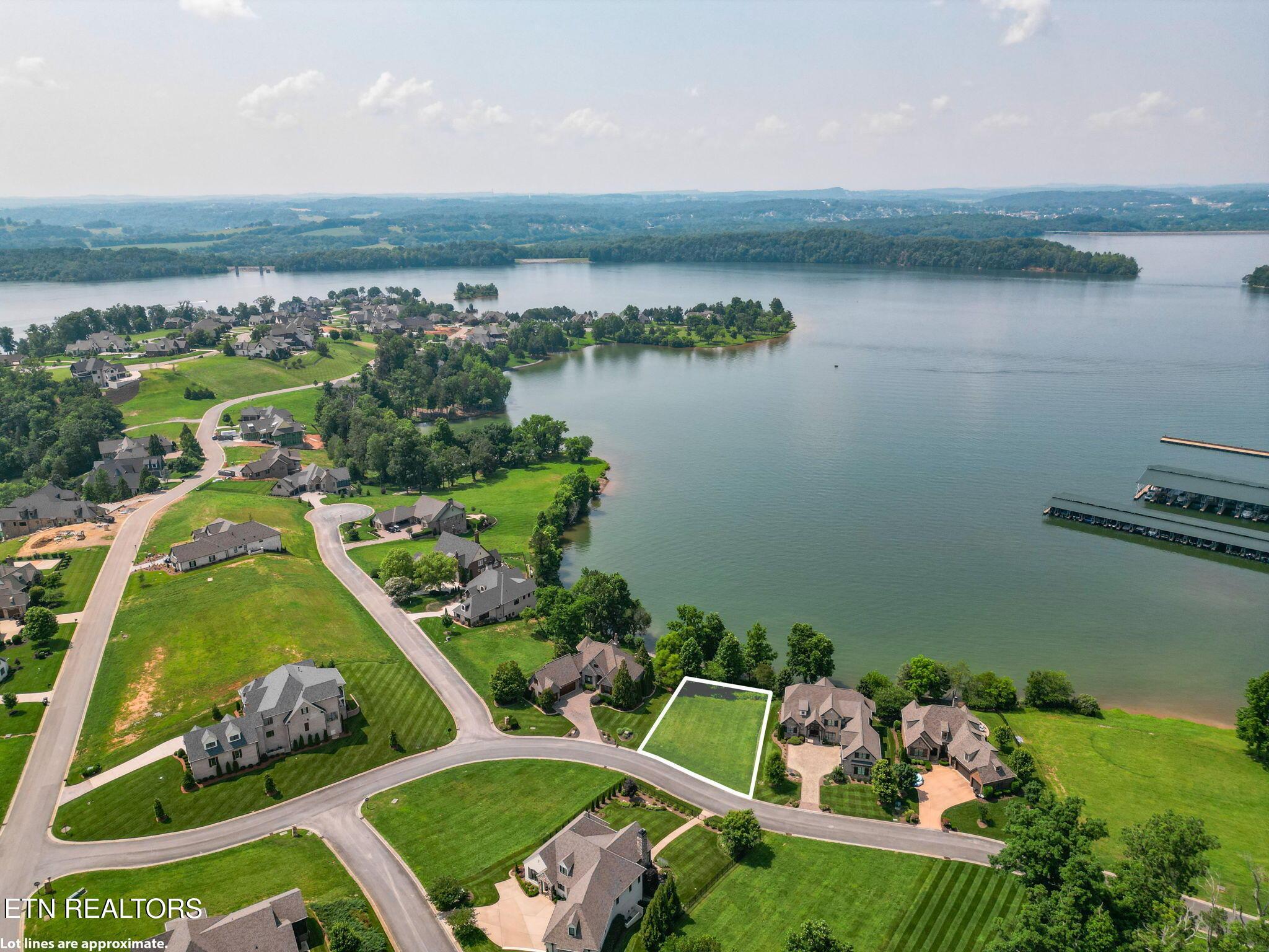1376 Marina Way, Lenoir City, TN - Fort Loudoun and Tellico Lake Real Estate - Image# 8