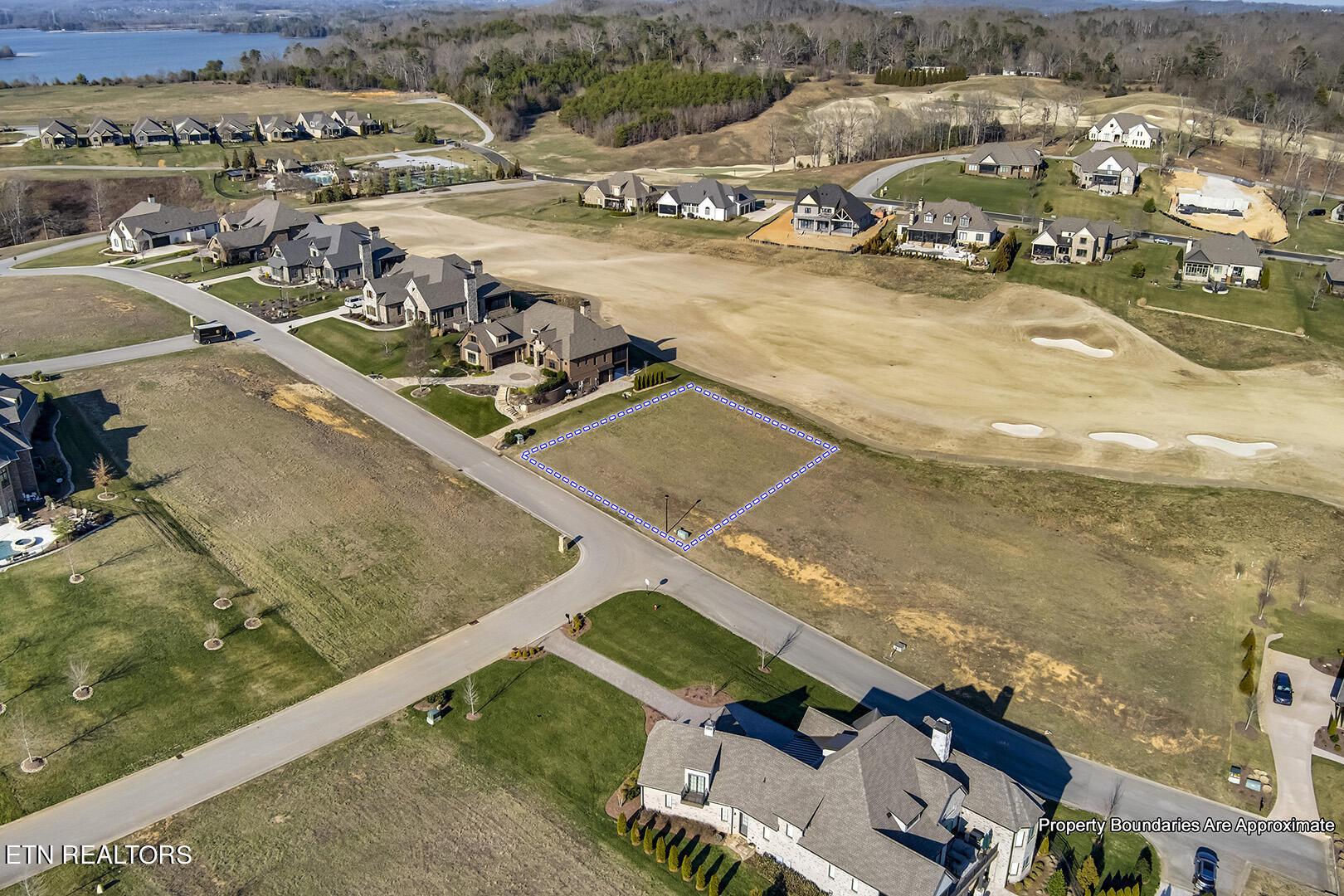 611 Starboard Drive, Lenoir City, TN - Fort Loudoun and Tellico Lake Real Estate - Image# 14