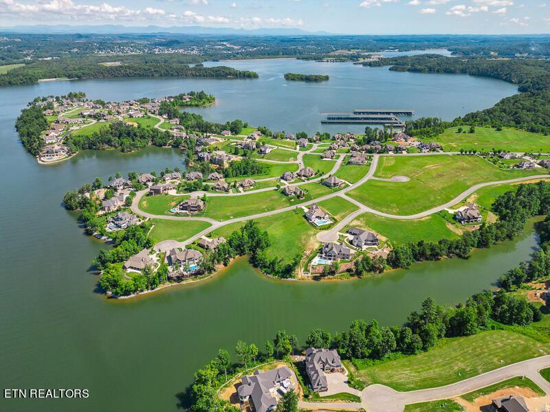 390 Admiral Court, Lenoir City, TN - Fort Loudoun and Tellico Lake Real Estate - Image# 10
