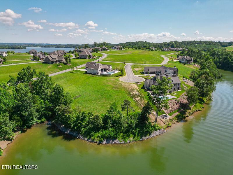 390 Admiral Court, Lenoir City, TN - Fort Loudoun and Tellico Lake Real Estate - Image# 14