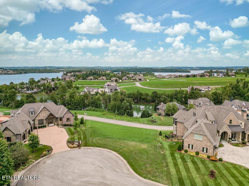 962 Commodore Drive, Lenoir City, TN - Fort Loudoun and Tellico Lake Real Estate - Image# 3