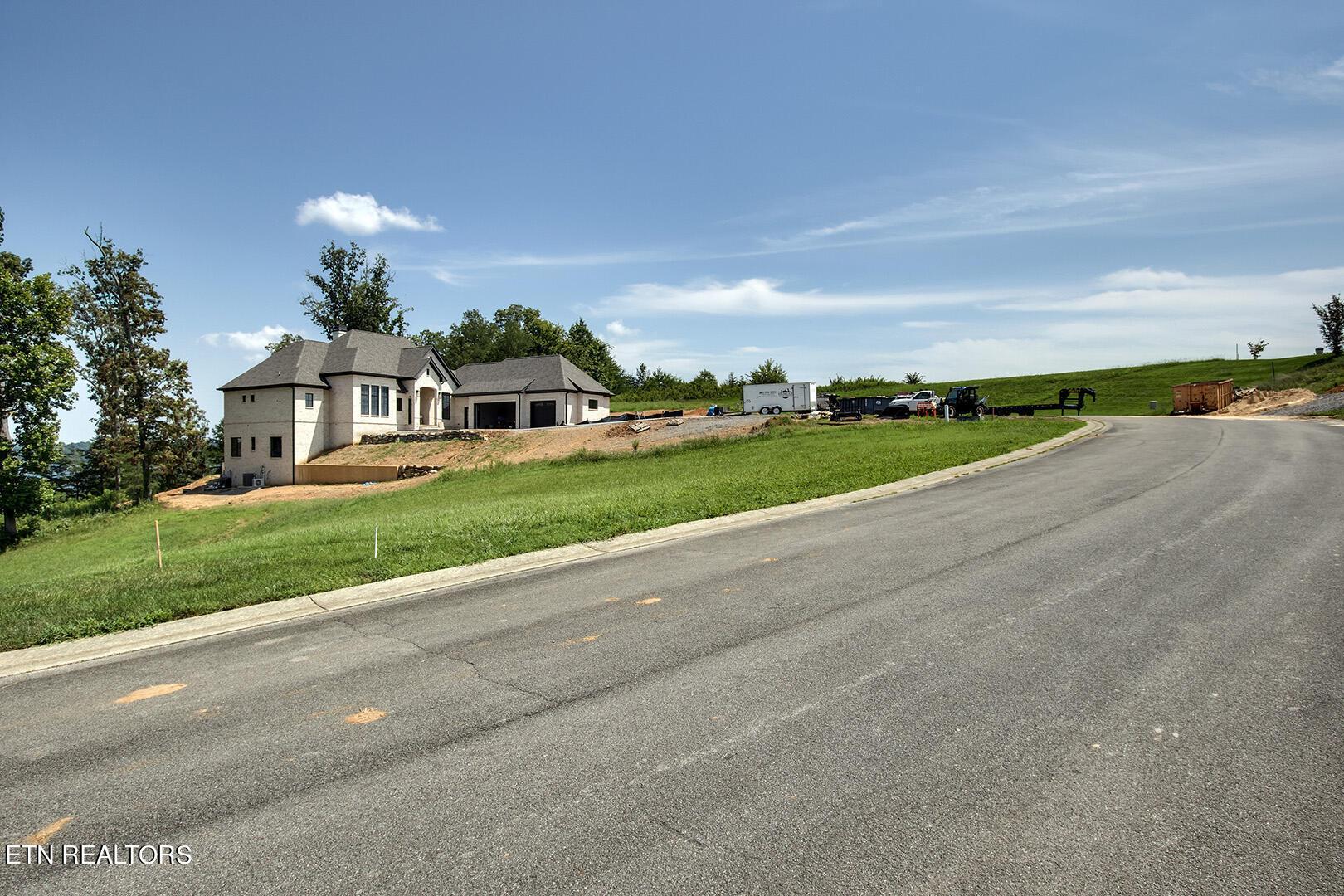 573 Champions Way, Lenoir City, TN - Fort Loudoun and Tellico Lake Real Estate - Image# 4