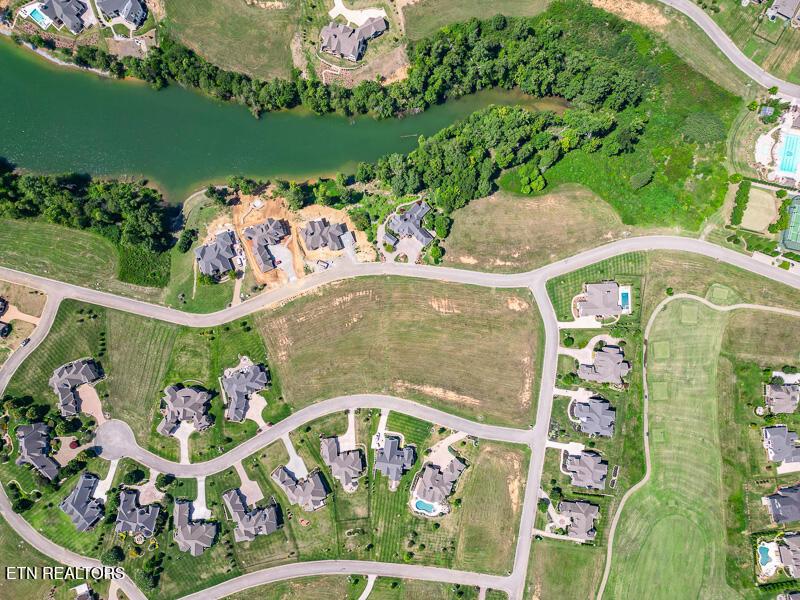 364 Commodore Drive, Lenoir City, TN - Fort Loudoun and Tellico Lake Real Estate - Image# 7