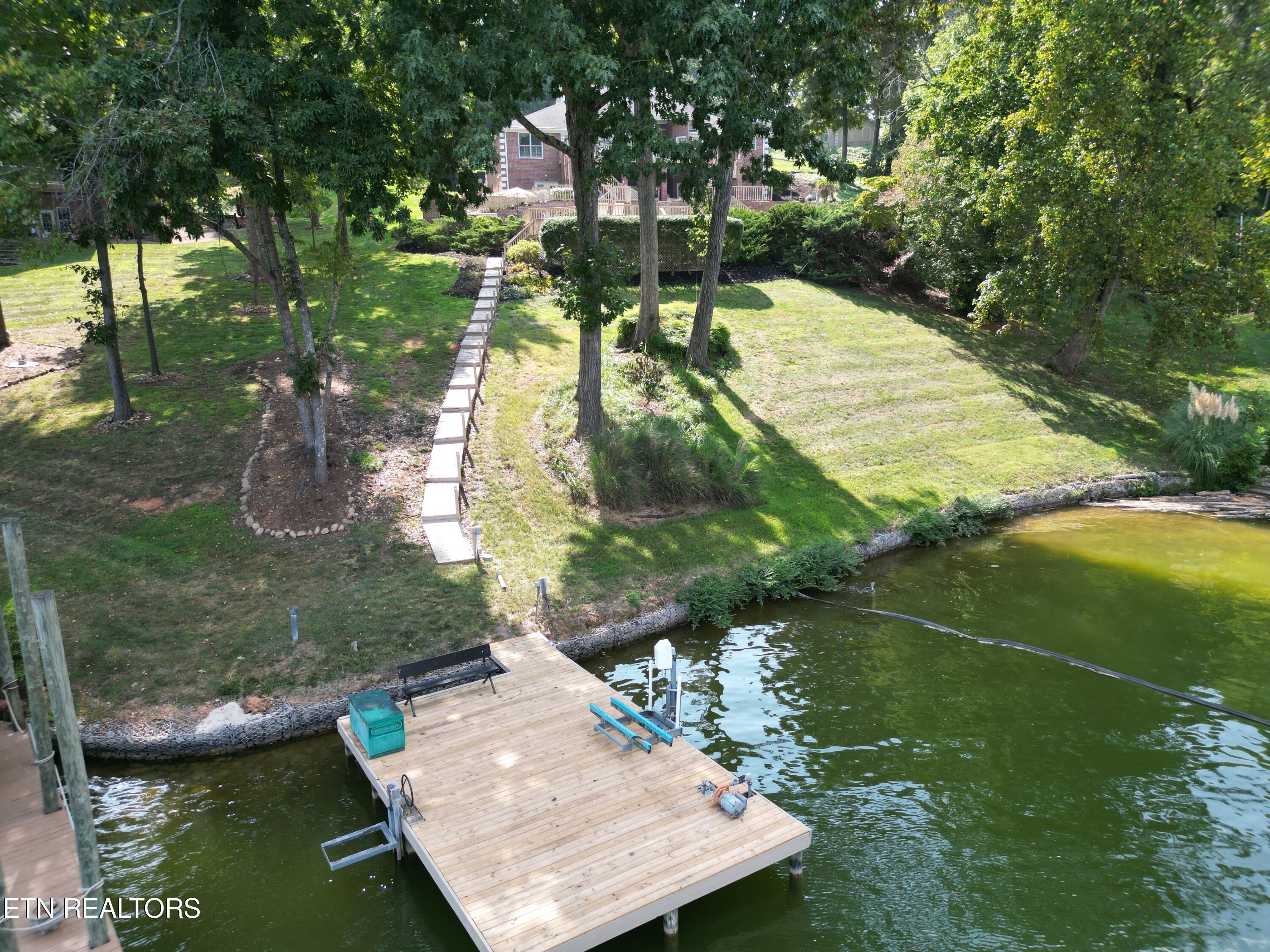 155 Lake Crest Drive, Lenoir City, TN - Fort Loudoun and Tellico Lake Real Estate - Image# 12