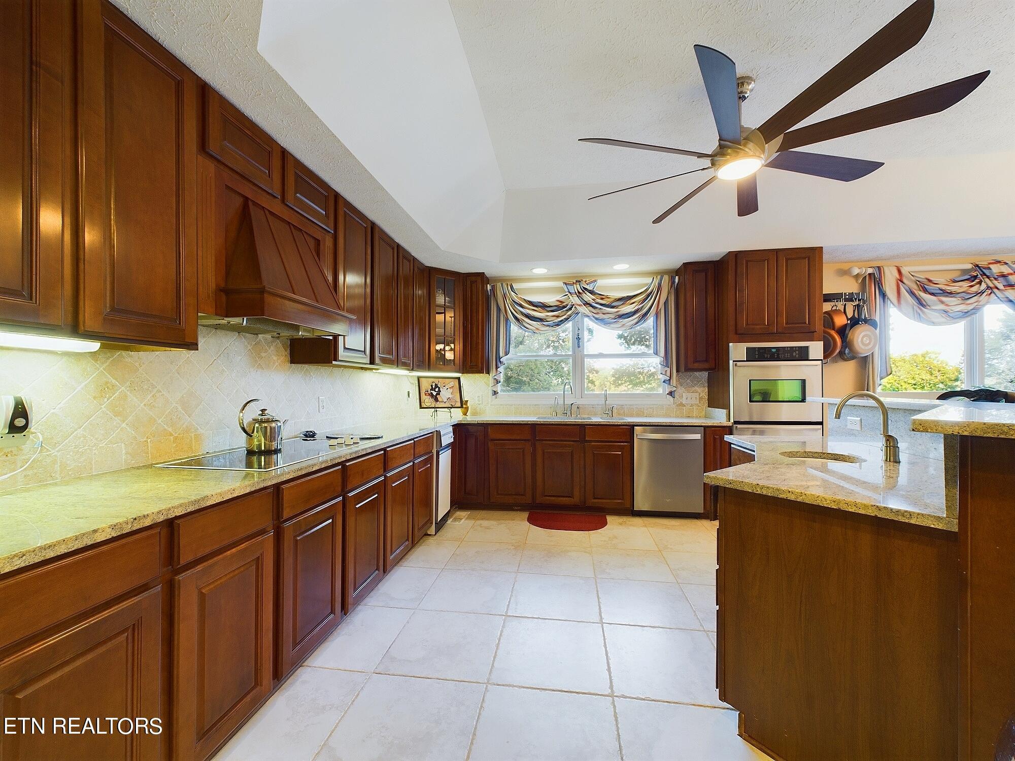 155 Lake Crest Drive, Lenoir City, TN - Fort Loudoun and Tellico Lake Real Estate - Image# 28
