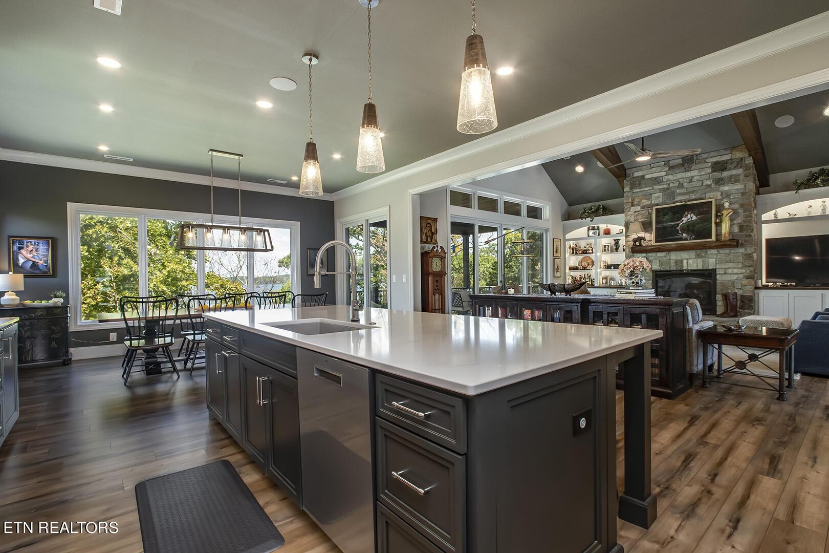 17012 Lighthouse Pointe Drive, Lenoir City, TN - Fort Loudoun and Tellico Lake Real Estate - Image# 14