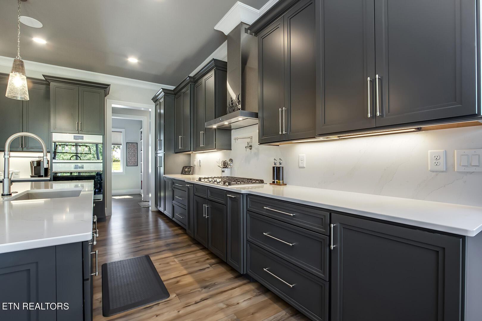 17012 Lighthouse Pointe Drive, Lenoir City, TN - Fort Loudoun and Tellico Lake Real Estate - Image# 16
