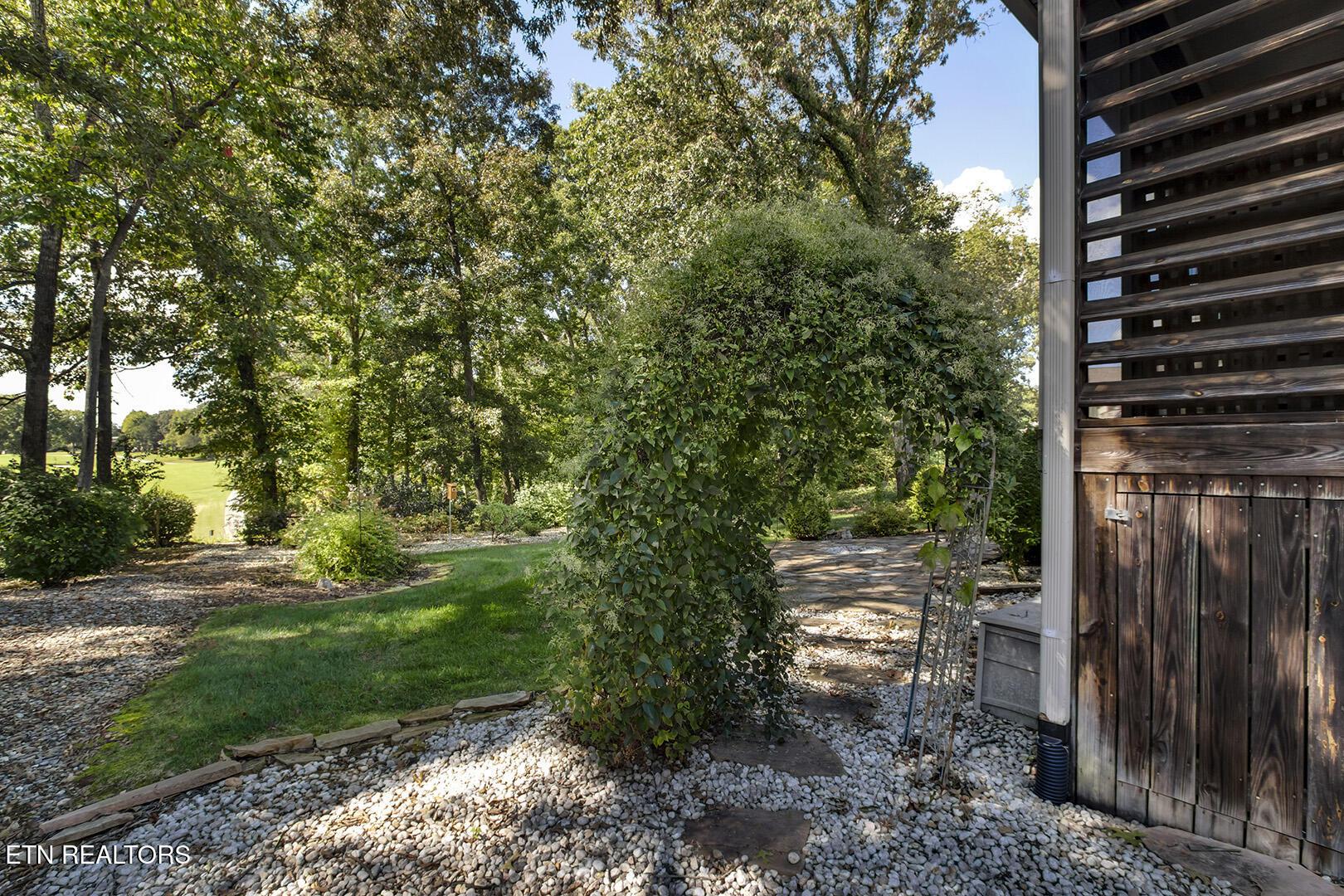 106 Geya Circle, Loudon, TN - Fort Loudoun and Tellico Lake Real Estate - Image# 57