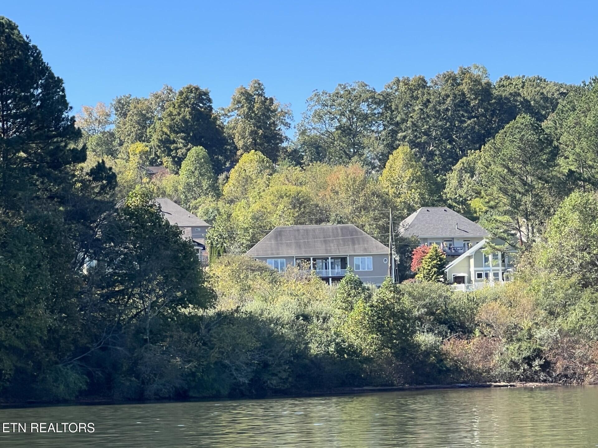 306 Awohili Lane, Loudon, TN - Fort Loudoun and Tellico Lake Real Estate - Image# 9