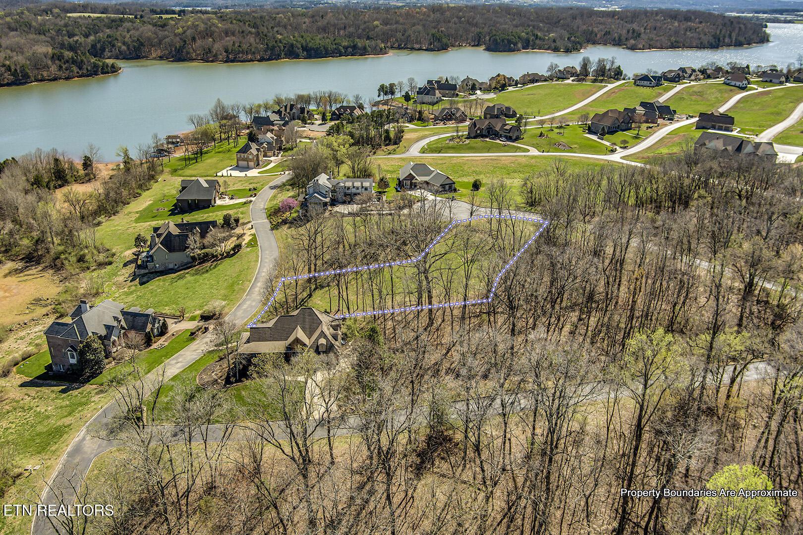 141 Song Sparrow Drive, Vonore, TN - Fort Loudoun and Tellico Lake Real Estate - Image# 18