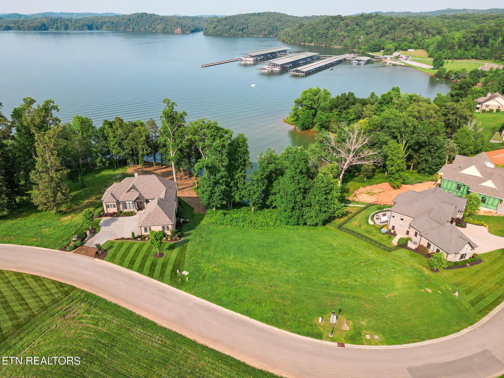 17394 Lighthouse Pointe Drive, Lenoir City, TN - Fort Loudoun and Tellico Lake Real Estate - Image# 2