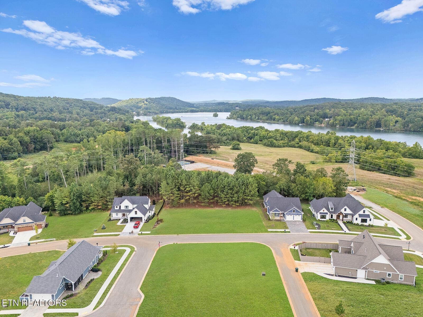650 Red Fox Run, Loudon, TN - Fort Loudoun and Tellico Lake Real Estate - Image# 5