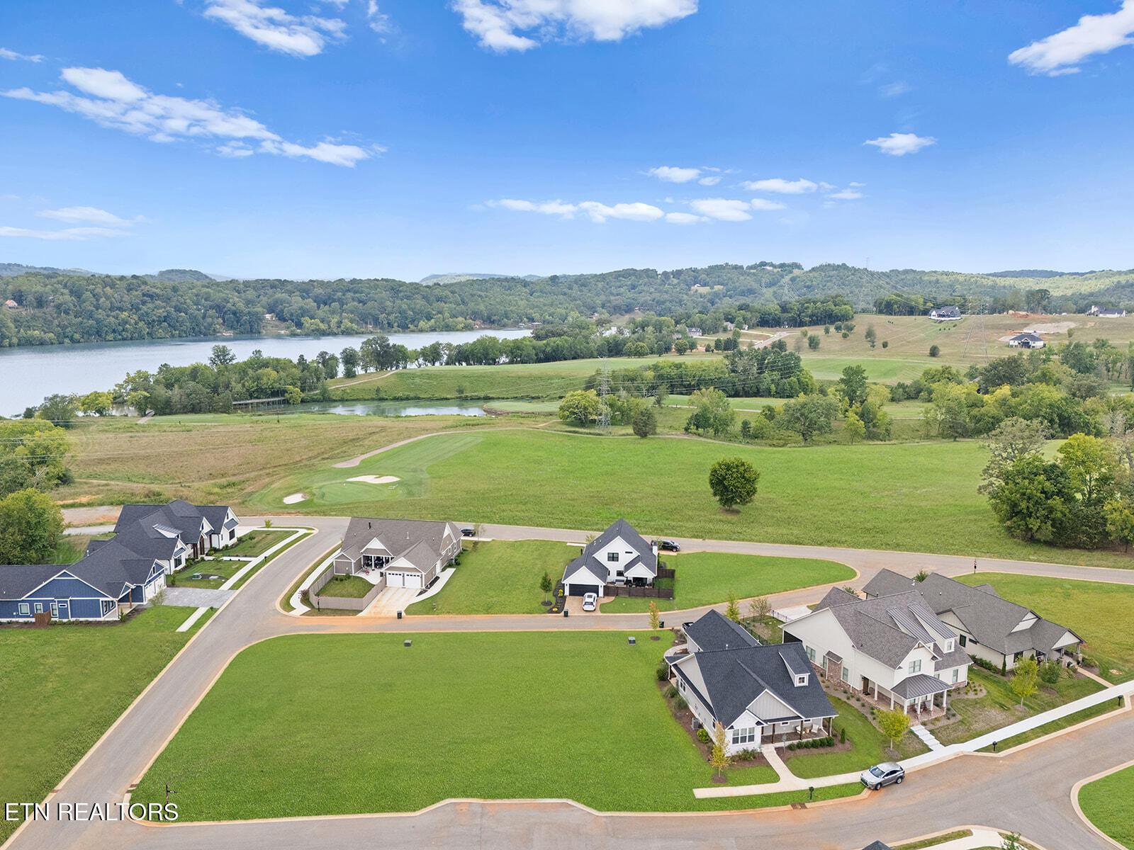 650 Red Fox Run, Loudon, TN - Fort Loudoun and Tellico Lake Real Estate - Image# 1