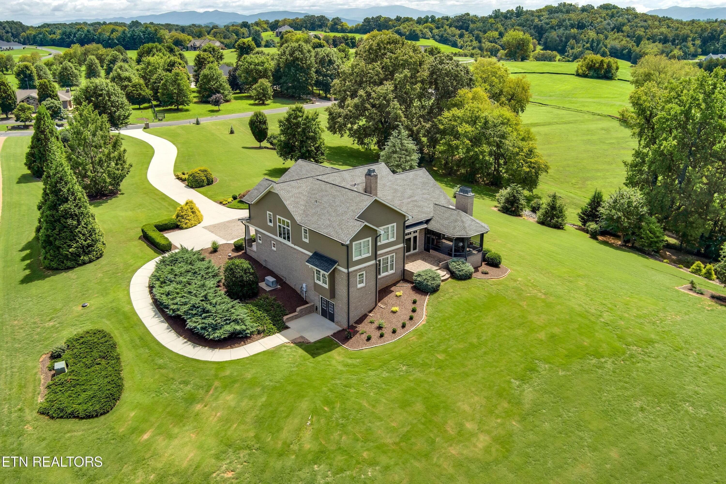 220 Thunder Rd, Vonore, TN - Fort Loudoun and Tellico Lake Real Estate - Image# 48