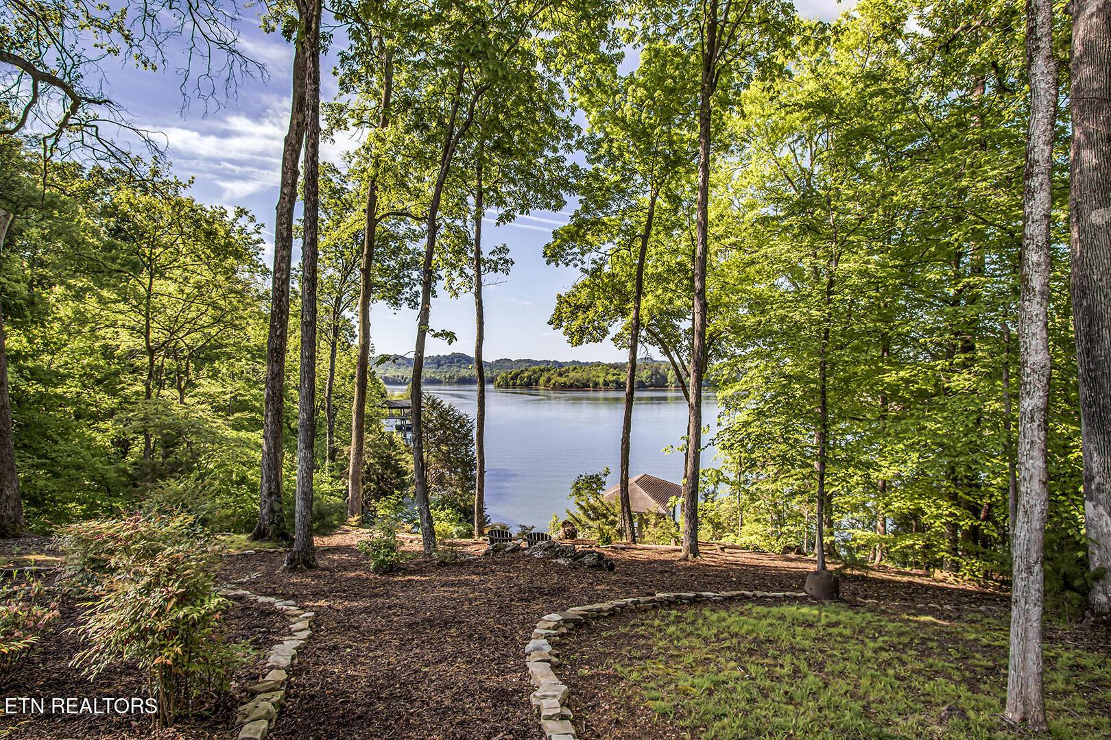 220 Thunder Rd, Vonore, TN - Fort Loudoun and Tellico Lake Real Estate - Image# 5