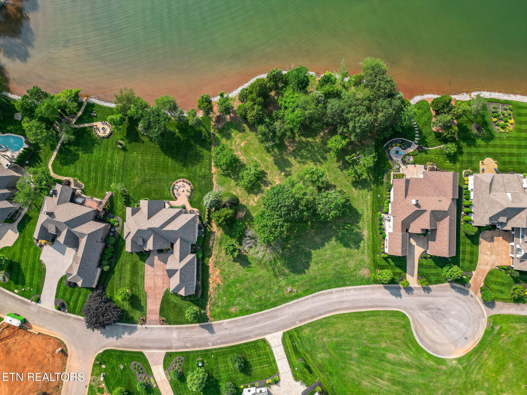 272 Edgewater Way, Lenoir City, TN - Fort Loudoun and Tellico Lake Real Estate - Image# 6