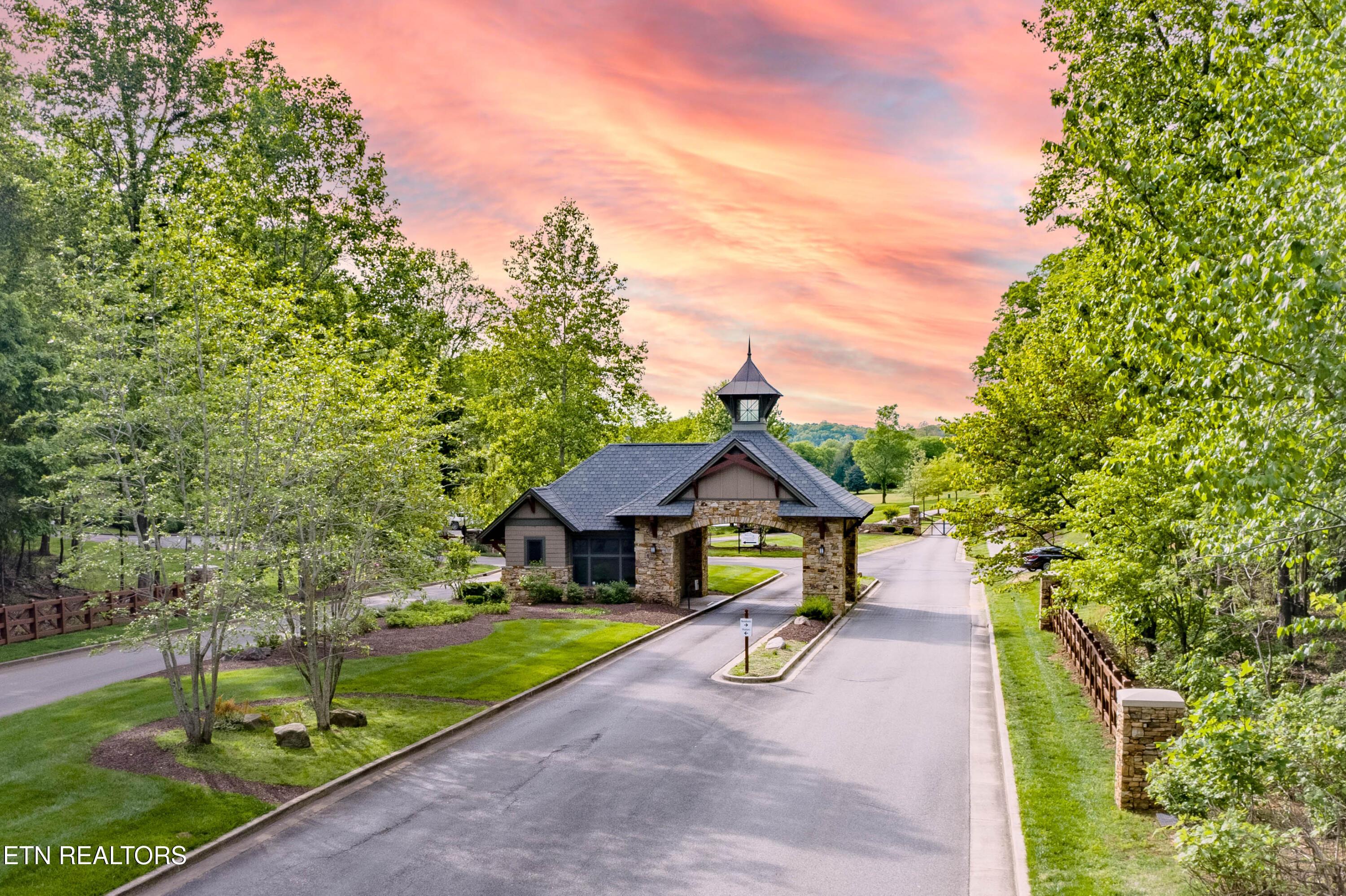 595 Bobcat Run Drive, Loudon, TN - Fort Loudoun and Tellico Lake Real Estate - Image# 23