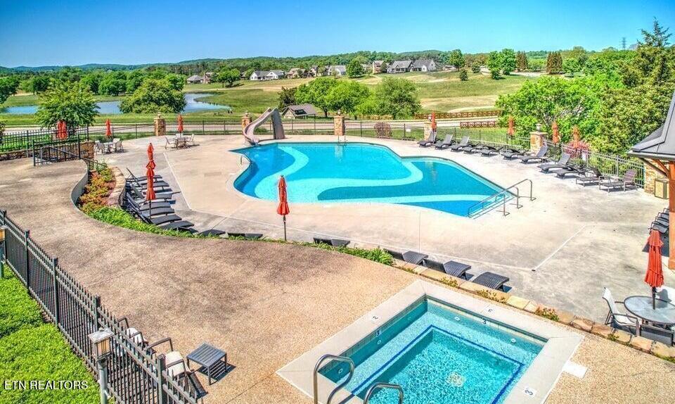 211 Chestnut Lane, Loudon, TN - Fort Loudoun and Tellico Lake Real Estate - Image# 7