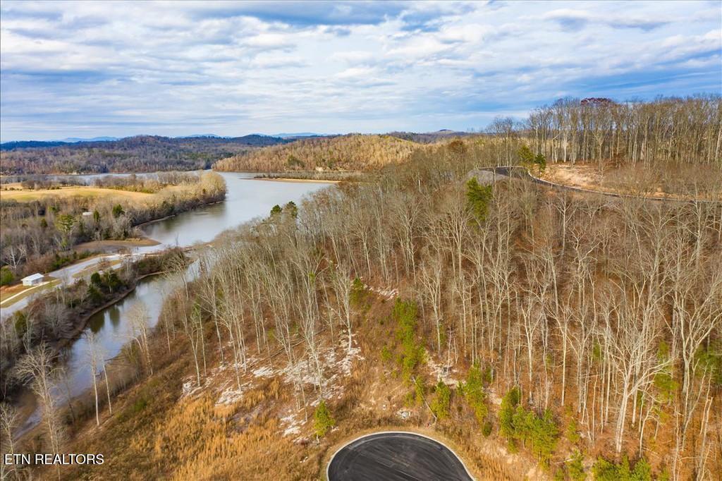 Twin Lakes Drive, Loudon, TN - Fort Loudoun and Tellico Lake Real Estate - Image# 4
