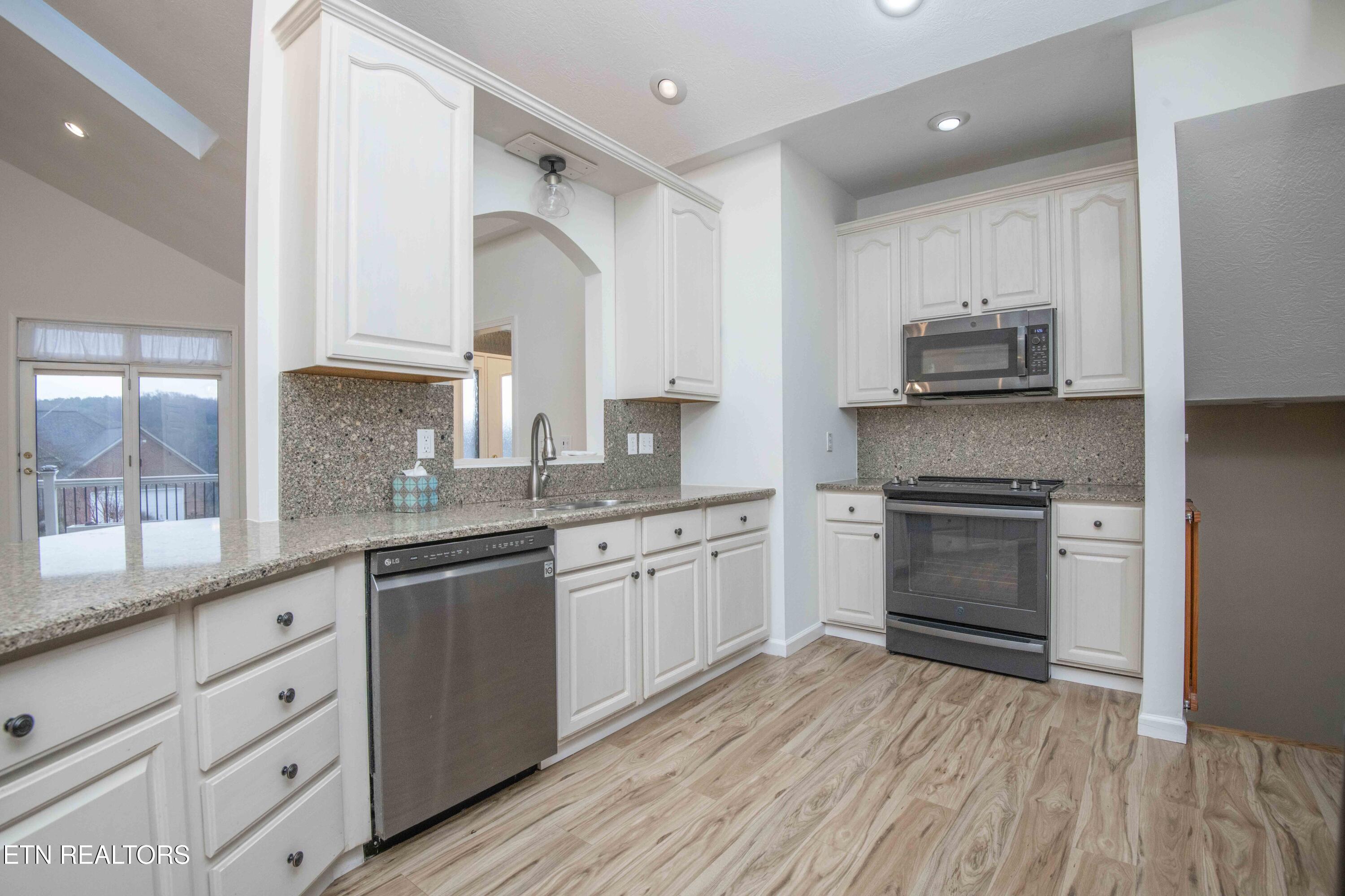 127 Kiowa Way, Loudon, TN - Fort Loudoun and Tellico Lake Real Estate - Image# 19