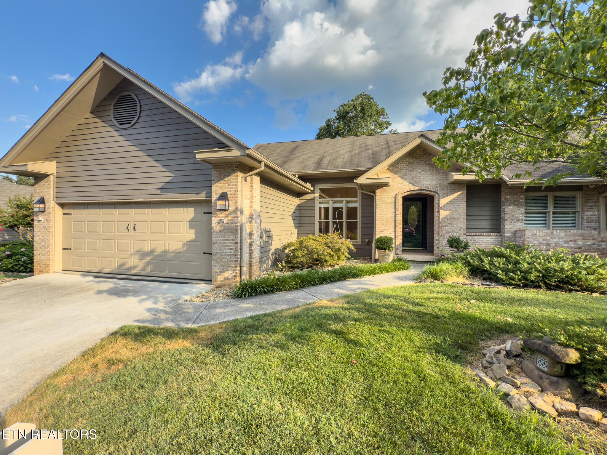 207 Chota Hills Lane, Loudon, TN