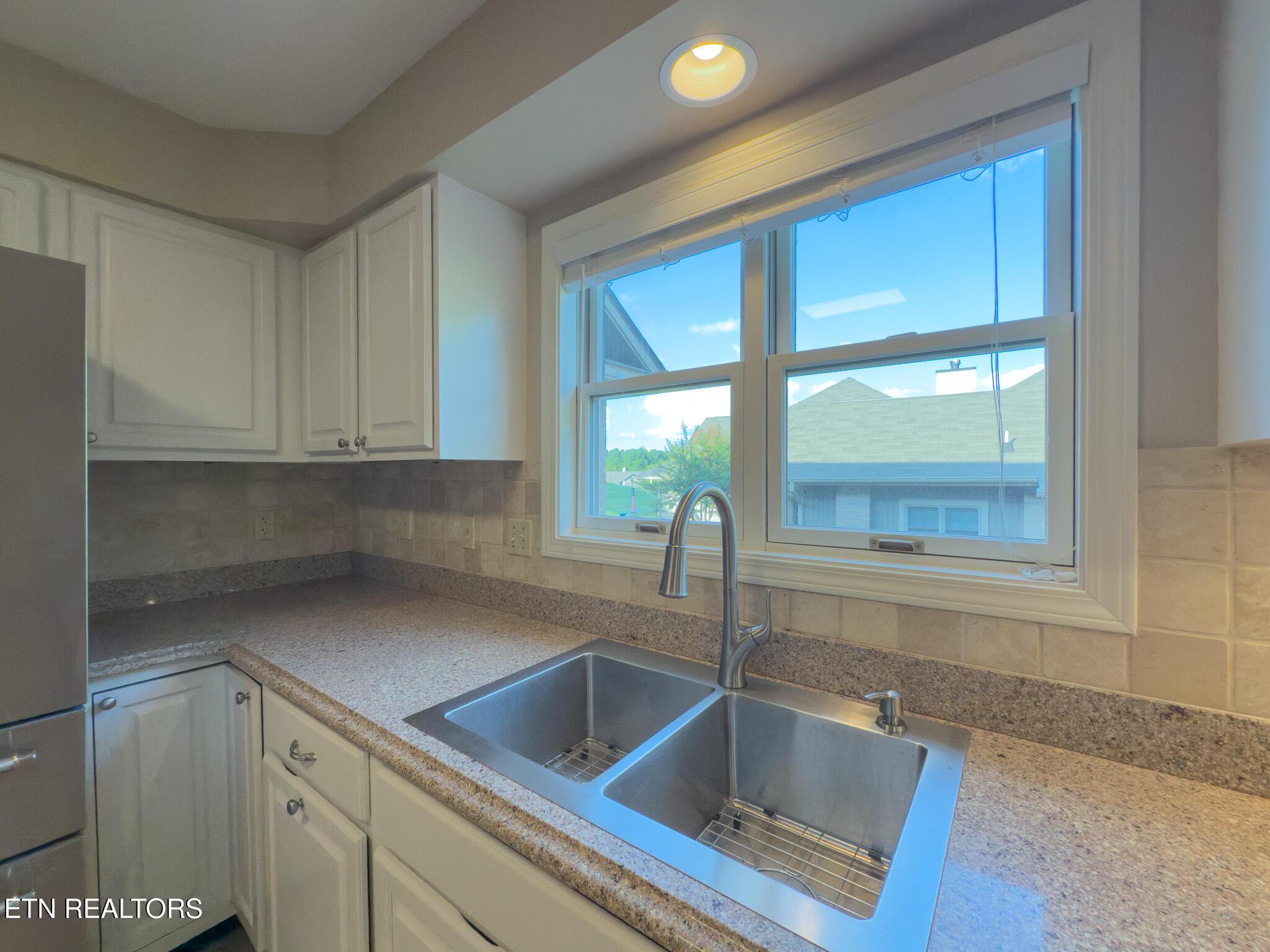 207 Chota Hills Lane, Loudon, TN - Fort Loudoun and Tellico Lake Real Estate - Image# 6