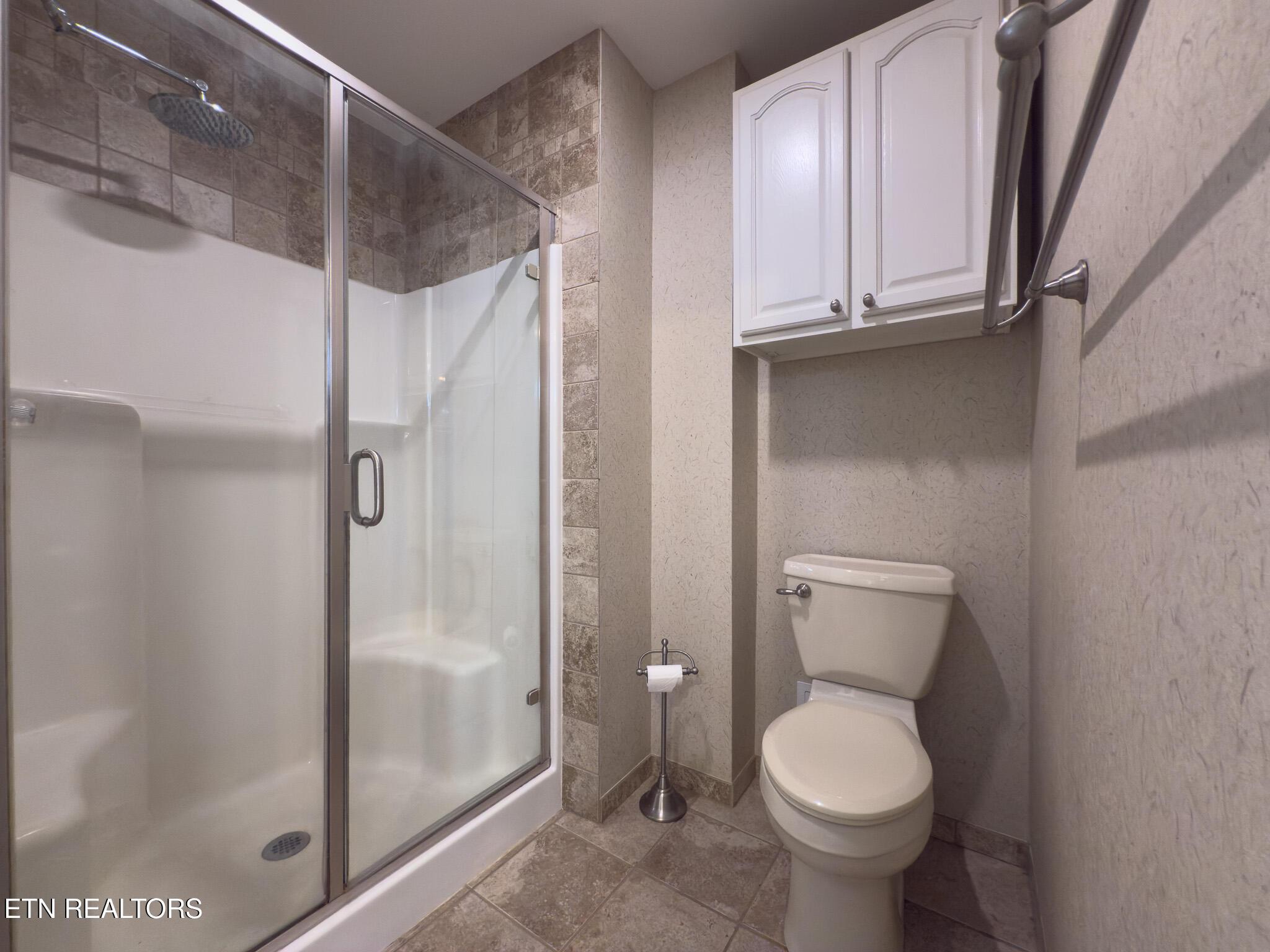 207 Chota Hills Lane, Loudon, TN - Fort Loudoun and Tellico Lake Real Estate - Image# 21