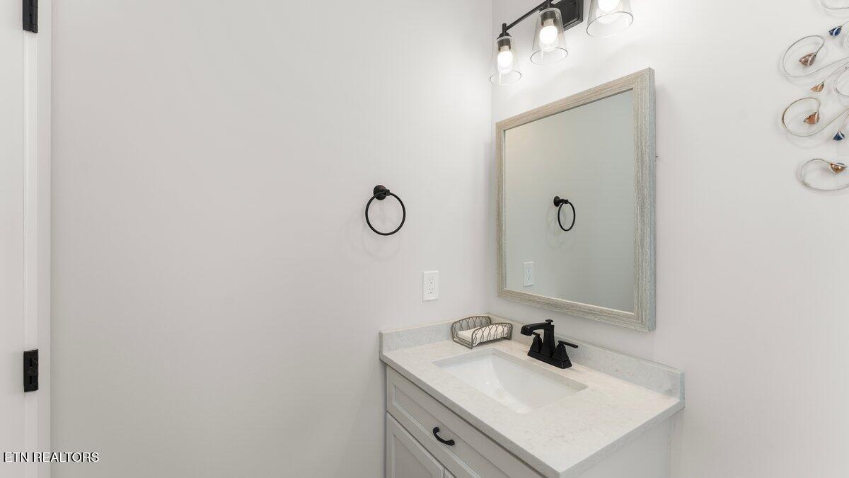 560 Silent River Lane, Loudon, TN - Fort Loudoun and Tellico Lake Real Estate - Image# 35