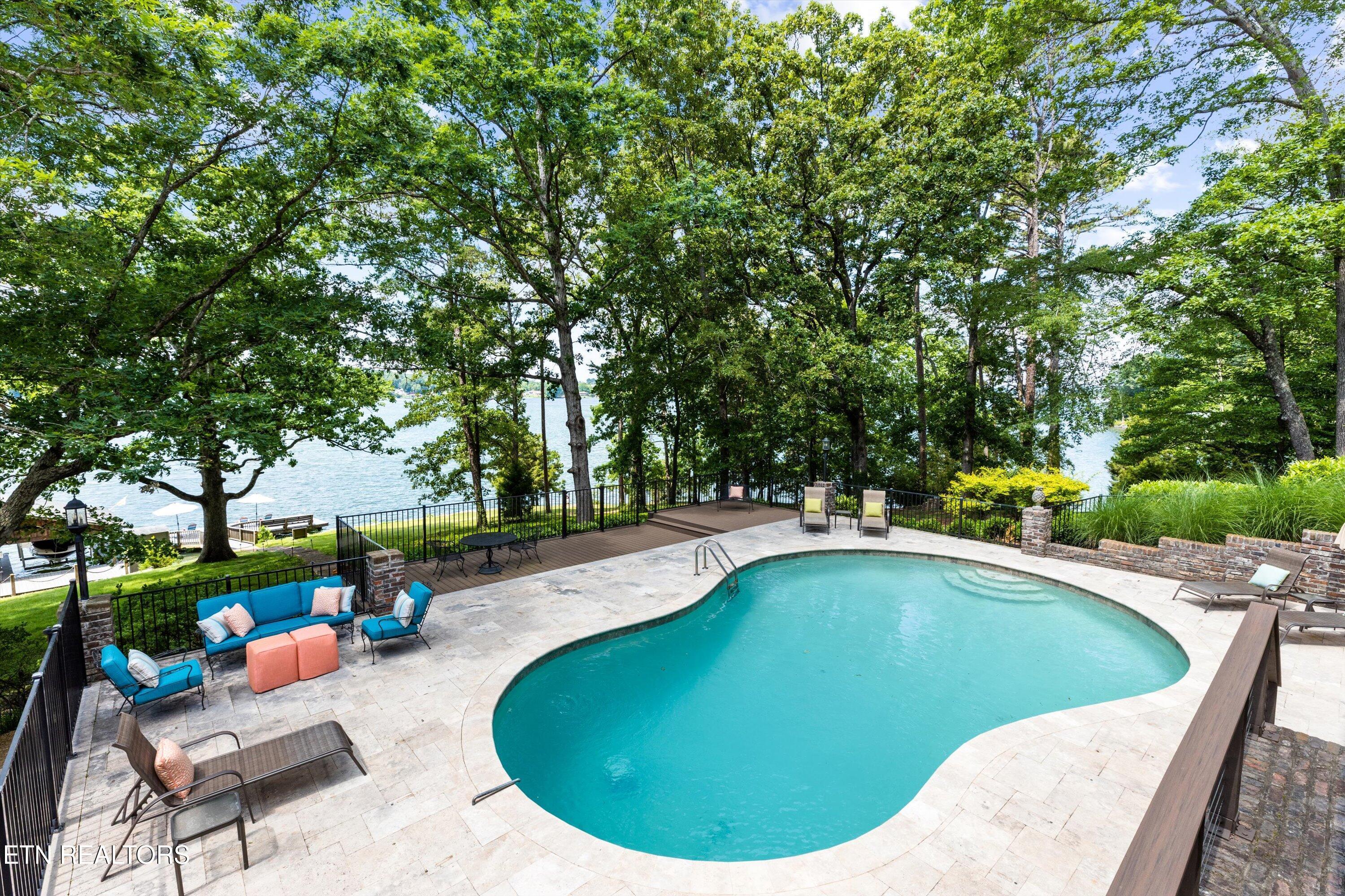 902 Twin Coves Circle, Lenoir City, TN - Fort Loudoun and Tellico Lake Real Estate - Image# 19