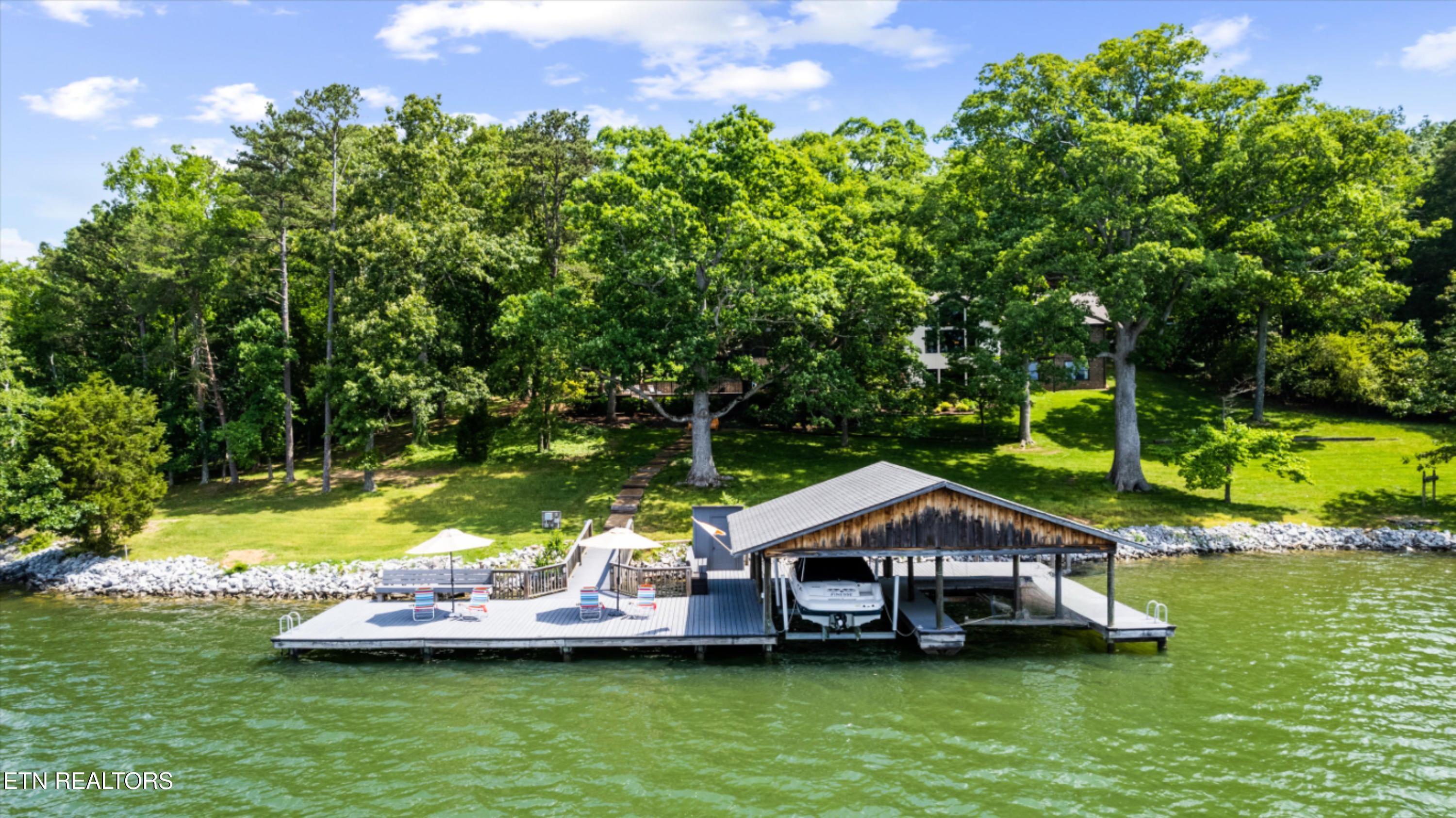 902 Twin Coves Circle, Lenoir City, TN - Fort Loudoun and Tellico Lake Real Estate - Image# 15