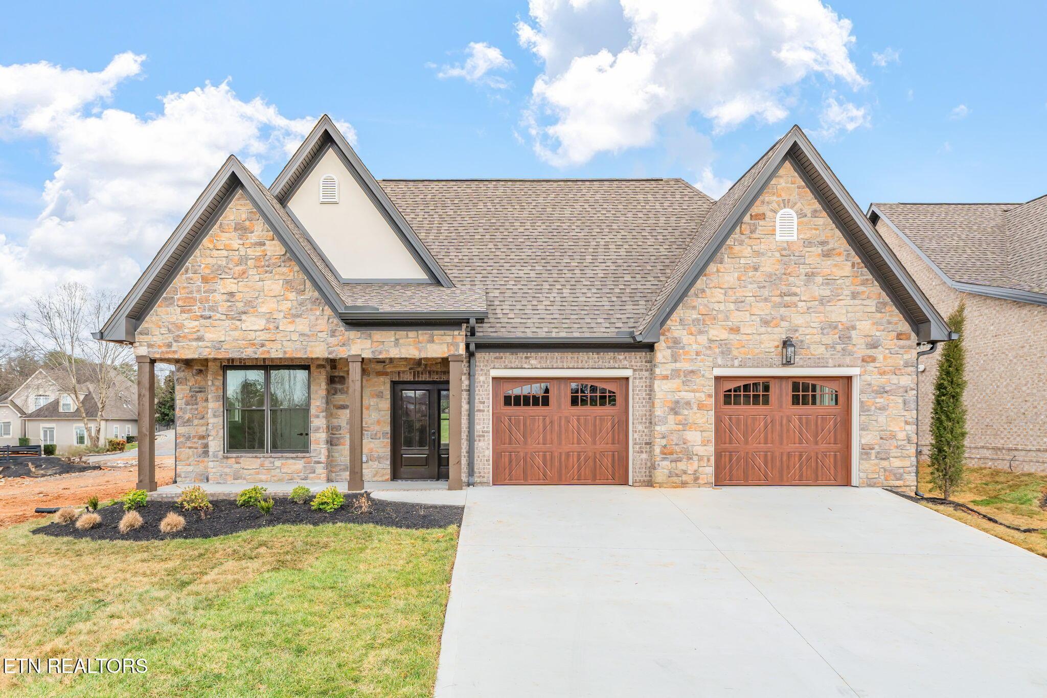 204 Goldcrest Drive, Vonore, TN