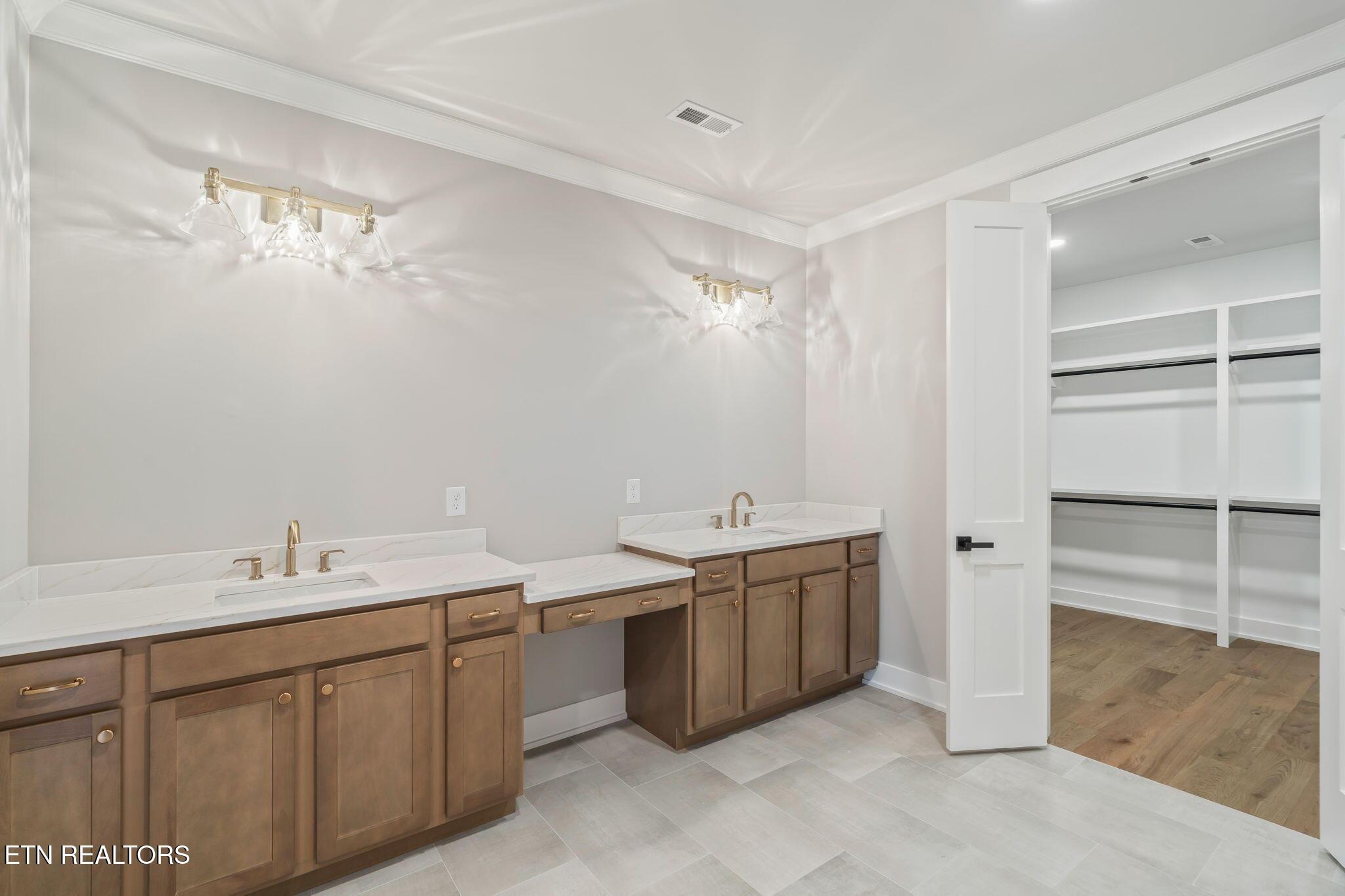 204 Goldcrest Drive, Vonore, TN - Fort Loudoun and Tellico Lake Real Estate - Image# 26