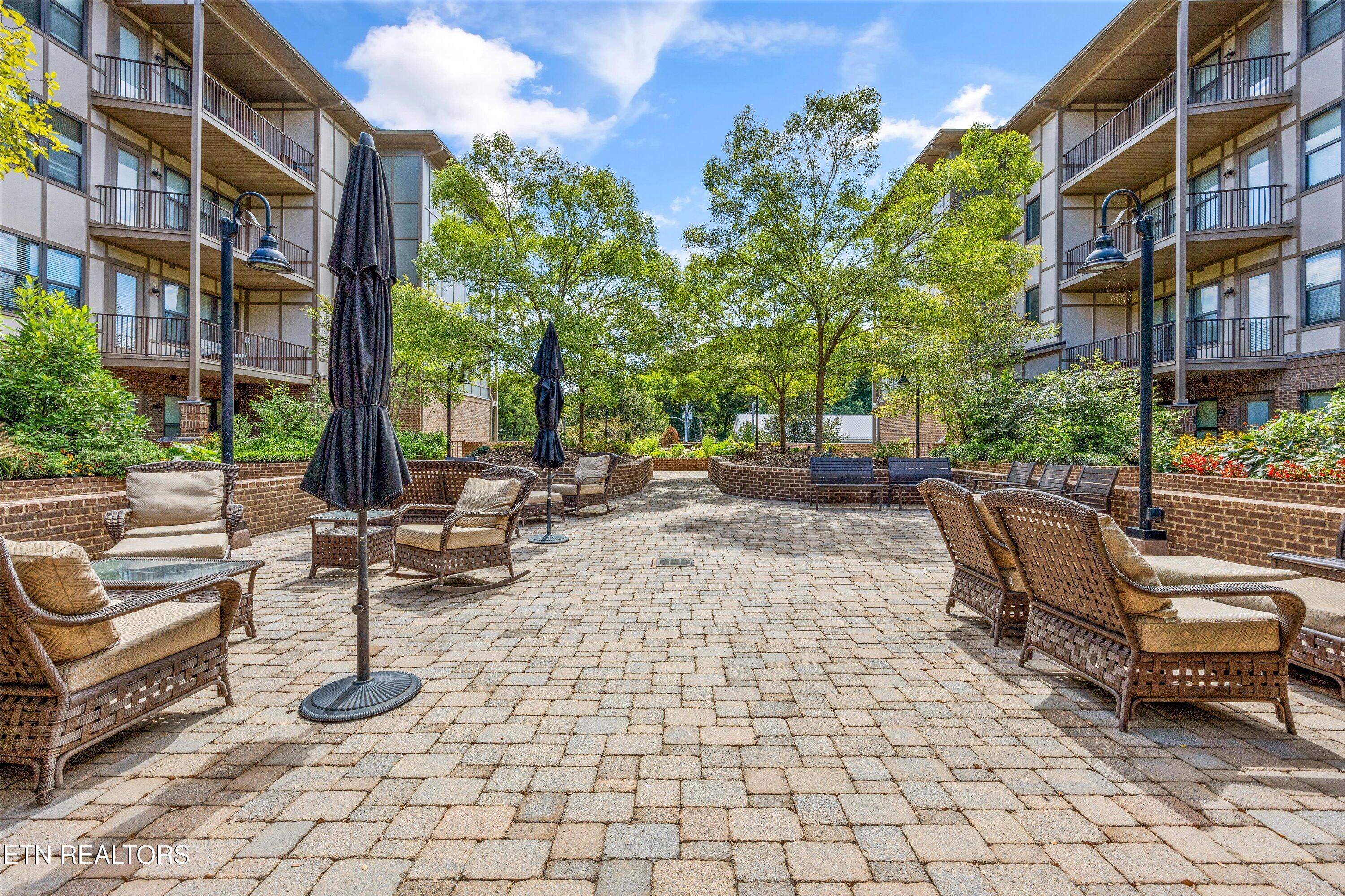 445 W Blount Ave, Knoxville, TN - Fort Loudoun and Tellico Lake Real Estate - Image# 5