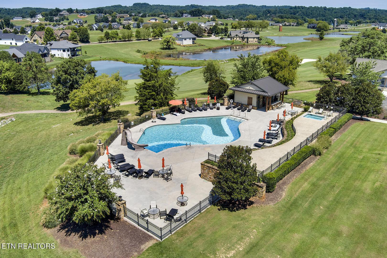 497 Black Bear Circle, Loudon, TN - Fort Loudoun and Tellico Lake Real Estate - Image# 34