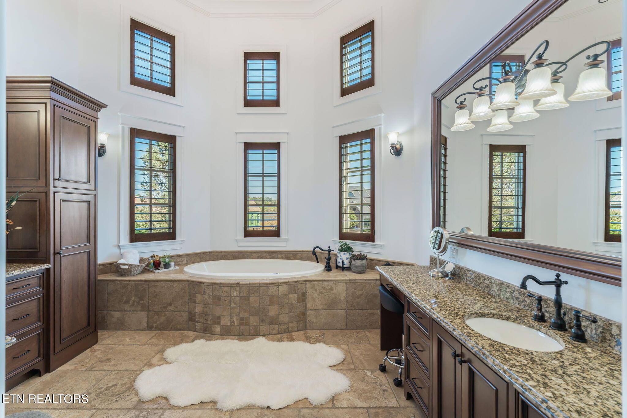 203 Lake Forest Way, Louisville, TN - Fort Loudoun and Tellico Lake Real Estate - Image# 29